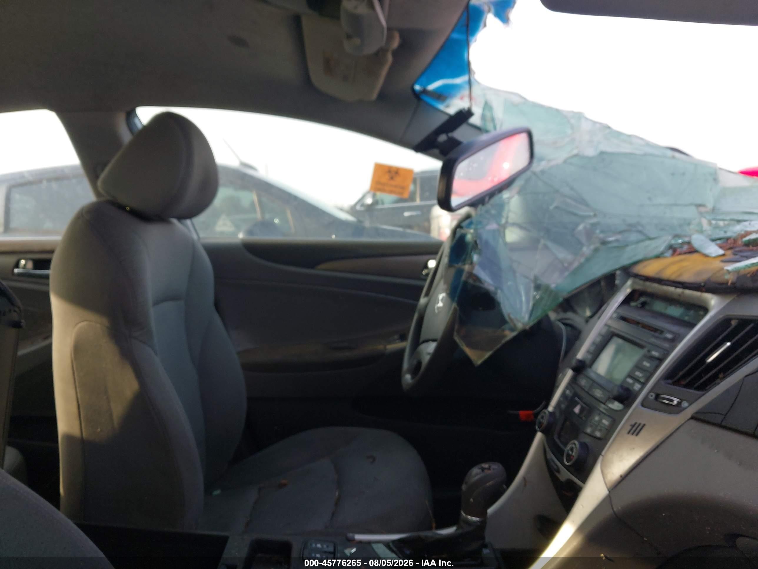 2014 Hyundai Sonata Hybrid   Серый vin: KMHEC4A46EA117312
