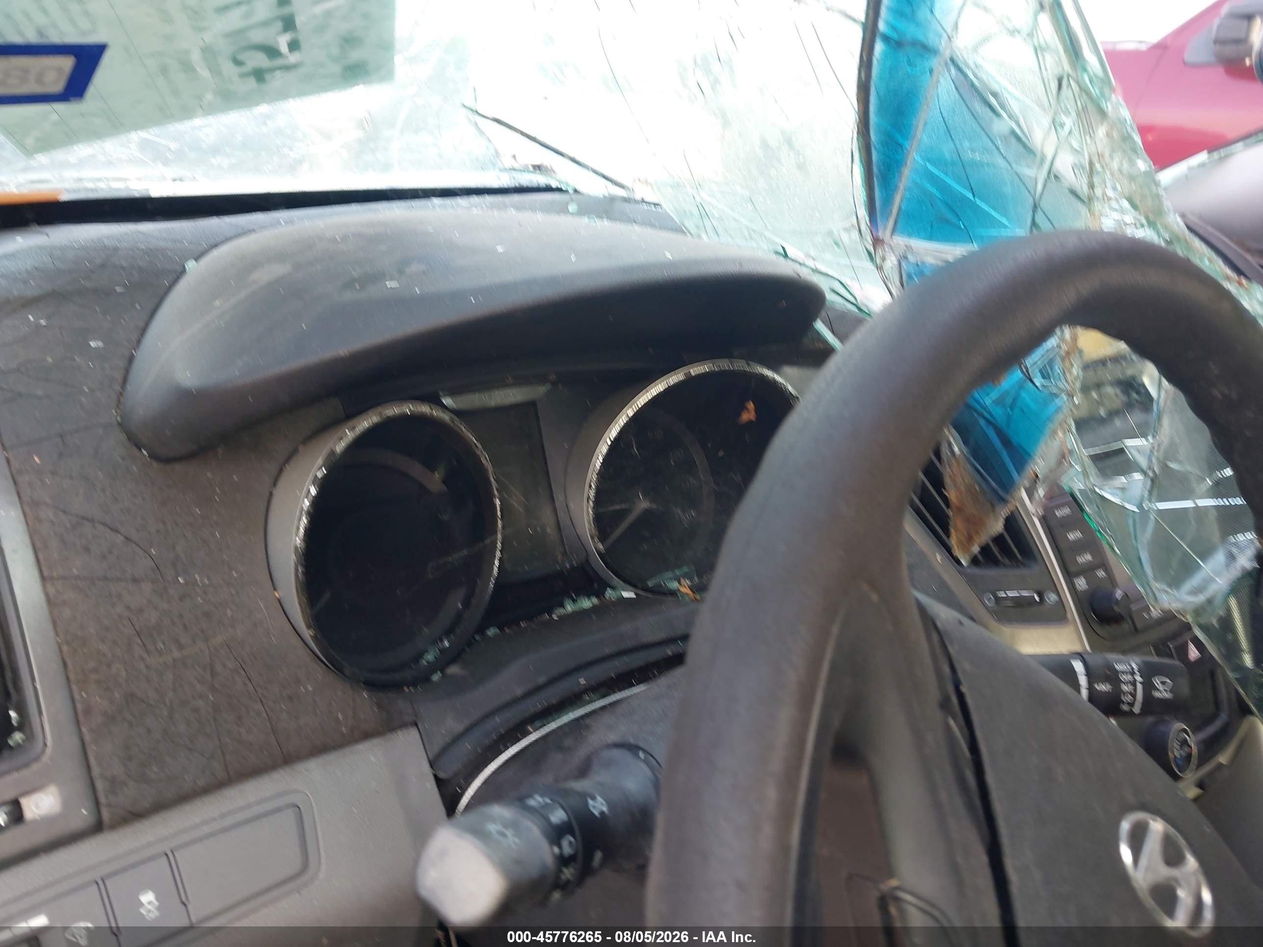 2014 Hyundai Sonata Hybrid   Серый vin: KMHEC4A46EA117312