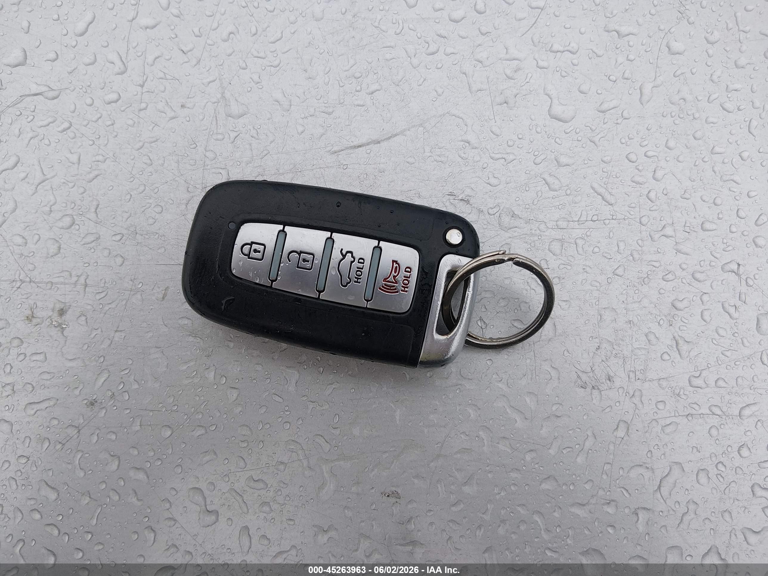 2015 Hyundai Sonata Hybrid Limited Silver vin: KMHEC4A46FA121586