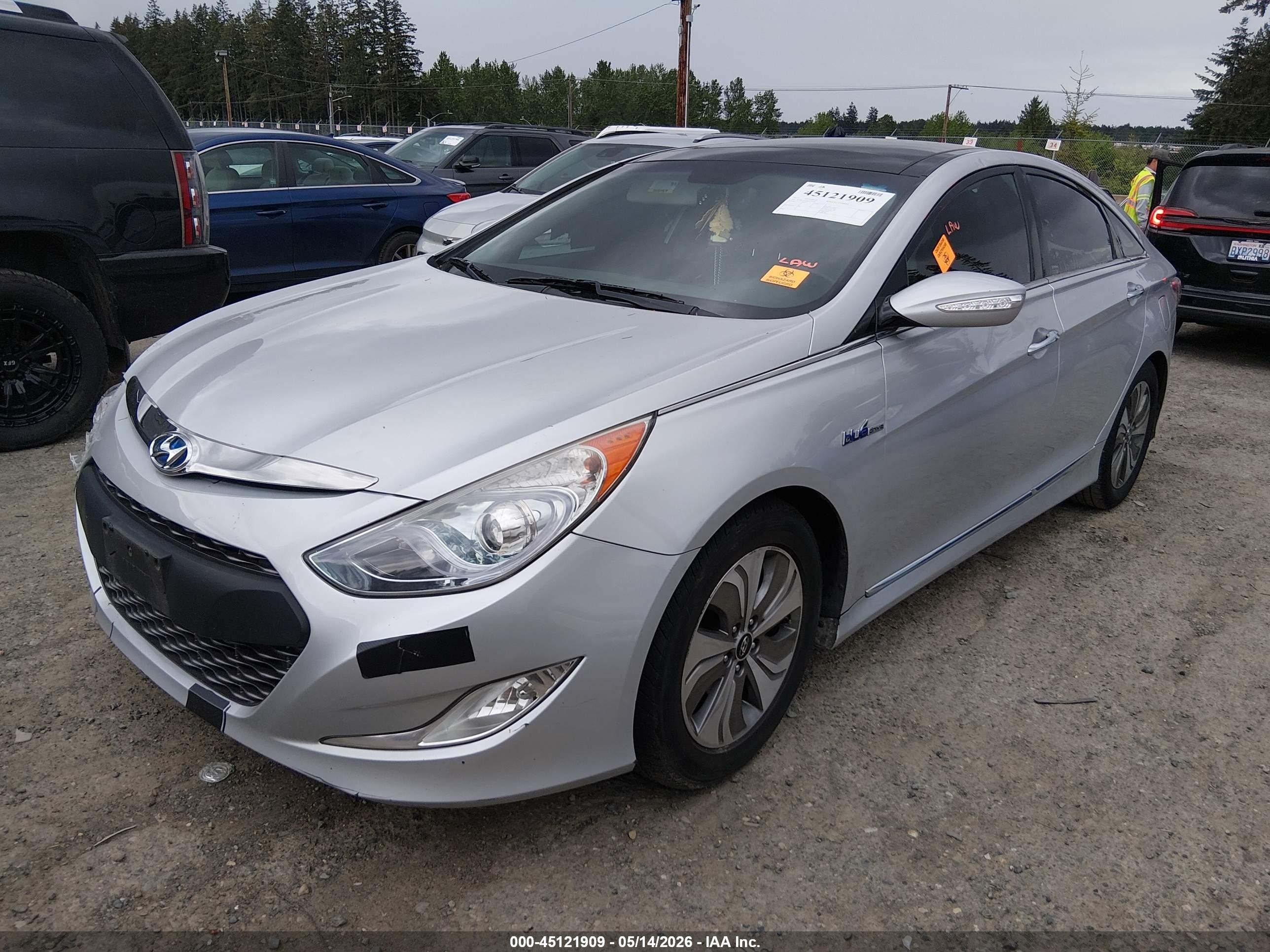 2015 Hyundai Sonata Hybrid Limited Silver vin: KMHEC4A46FA123483