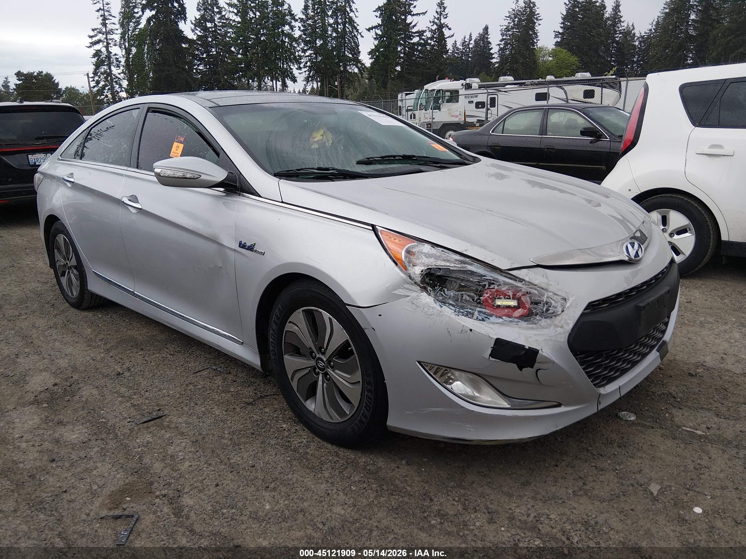 2015 Hyundai Sonata Hybrid Limited Silver vin: KMHEC4A46FA123483
