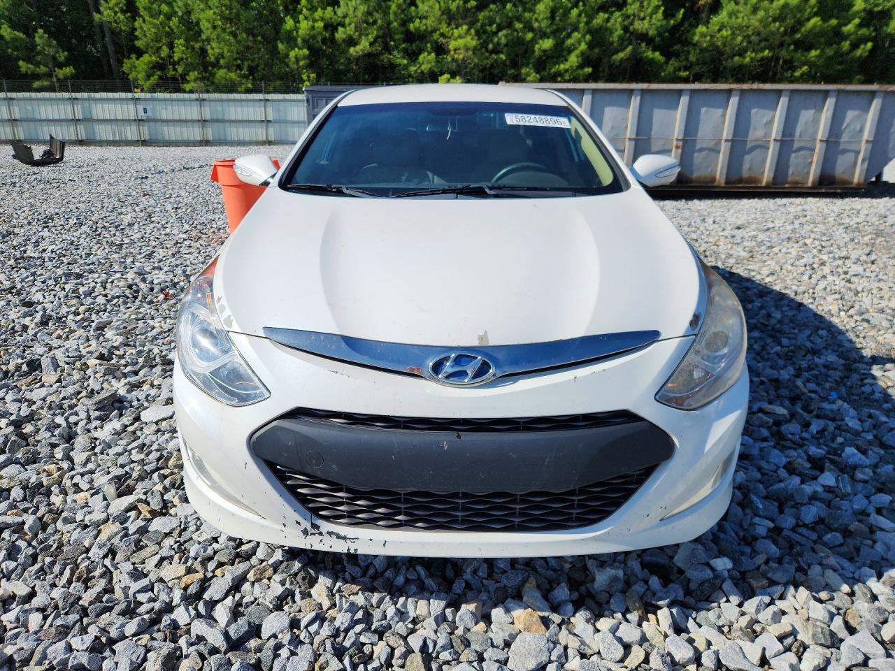 2015 Hyundai Sonata Hybrid Base Белый vin: KMHEC4A46FA127730