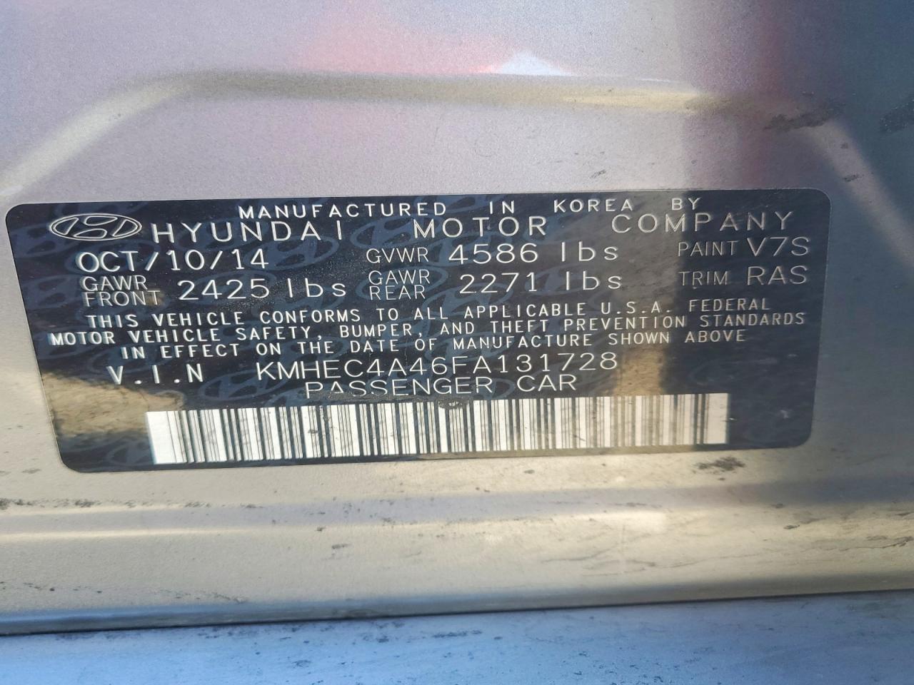 2015 Hyundai Sonata Hybrid Limited Silver vin: KMHEC4A46FA131728