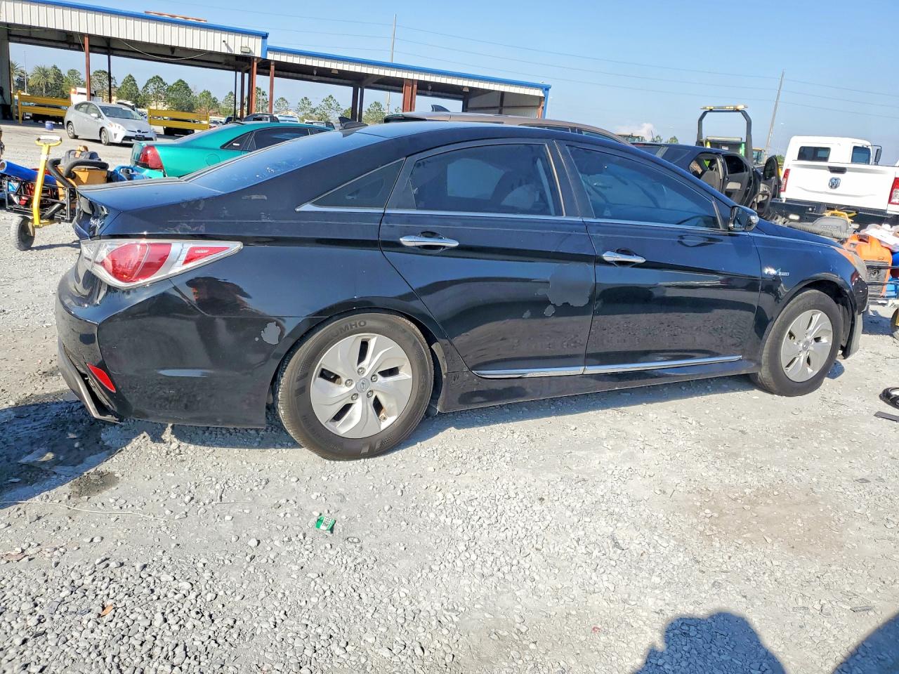 2015 Hyundai Sonata Hybrid Black vin: KMHEC4A46FA134631