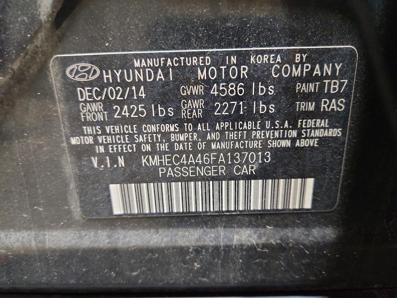 2015 Hyundai Sonata Hybrid Base Black vin: KMHEC4A46FA137013