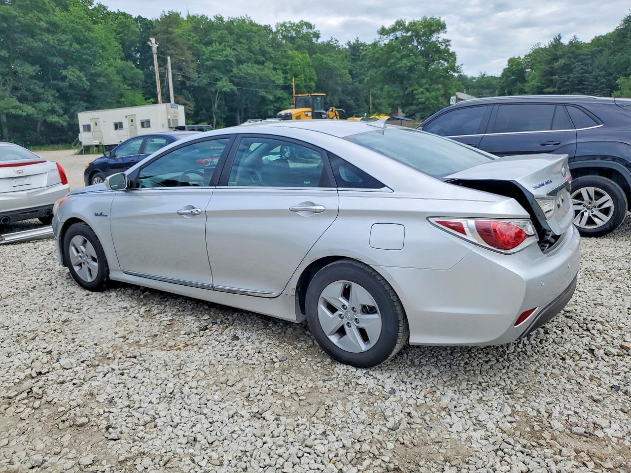 2011 Hyundai Sonata Hybrid Silver vin: KMHEC4A47BA005985