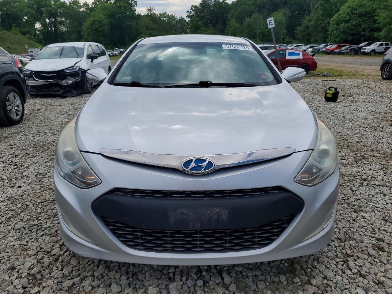 2011 Hyundai Sonata Hybrid Silver vin: KMHEC4A47BA005985