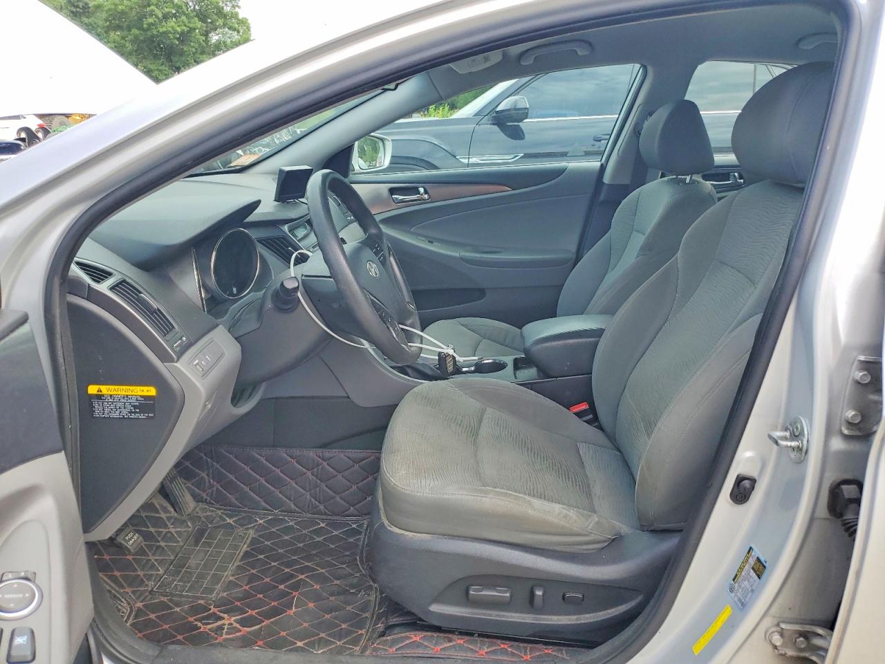 2011 Hyundai Sonata Hybrid Silver vin: KMHEC4A47BA005985