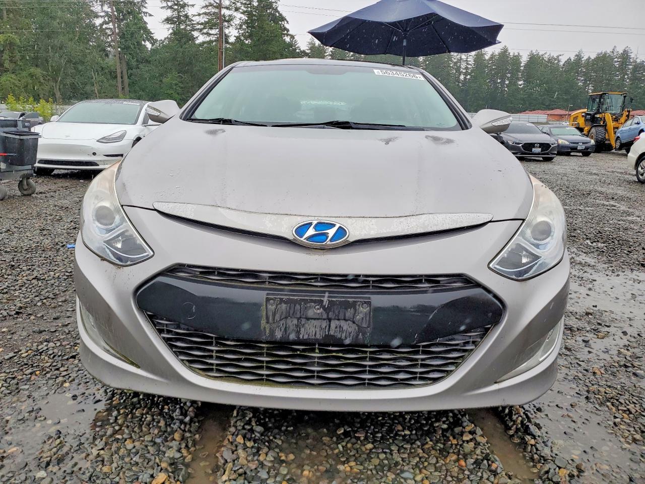 2011 Hyundai Sonata Hybrid Silver vin: KMHEC4A47BA015528