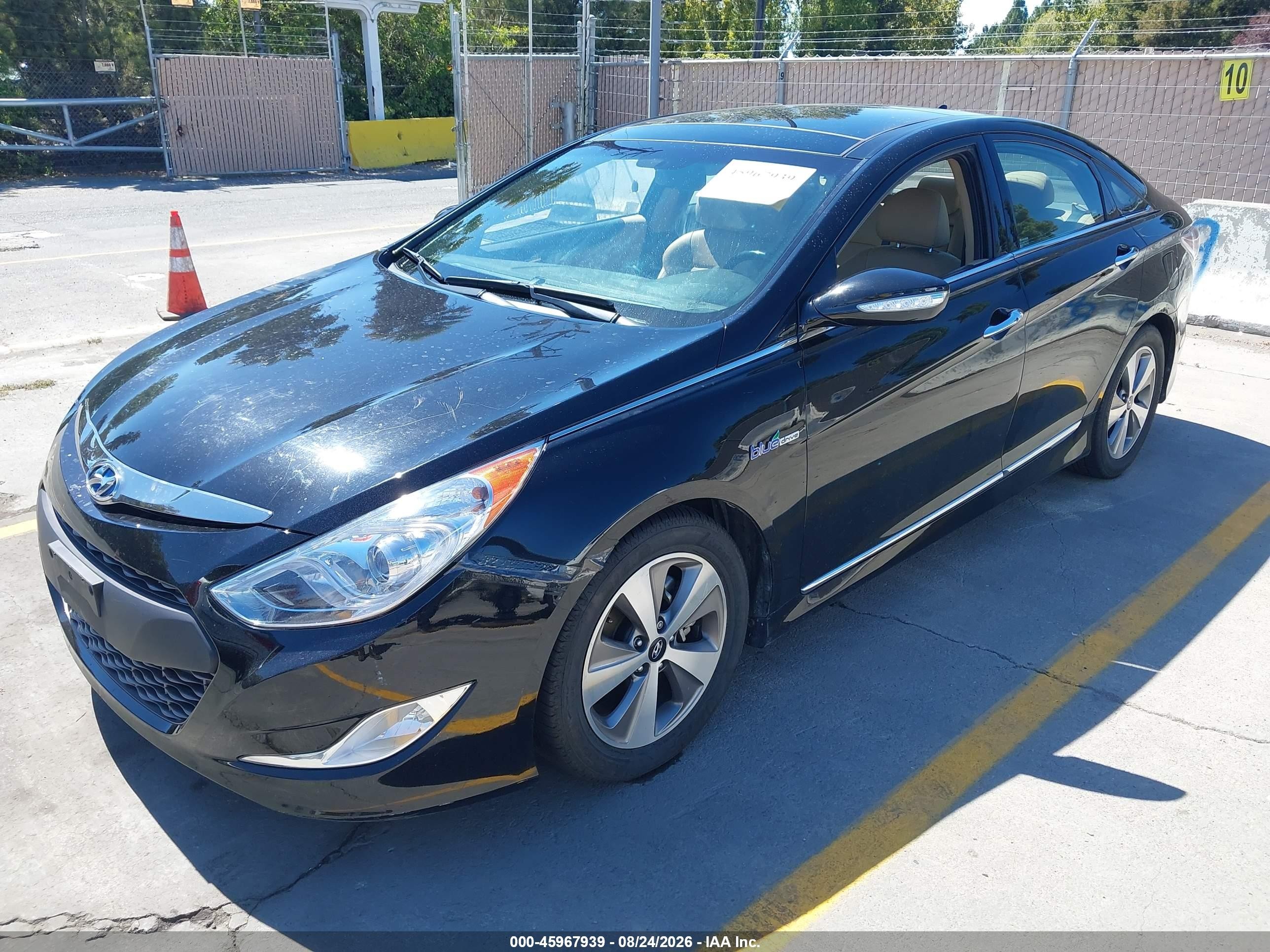 2011 Hyundai Sonata Hybrid Black vin: KMHEC4A47BA016551