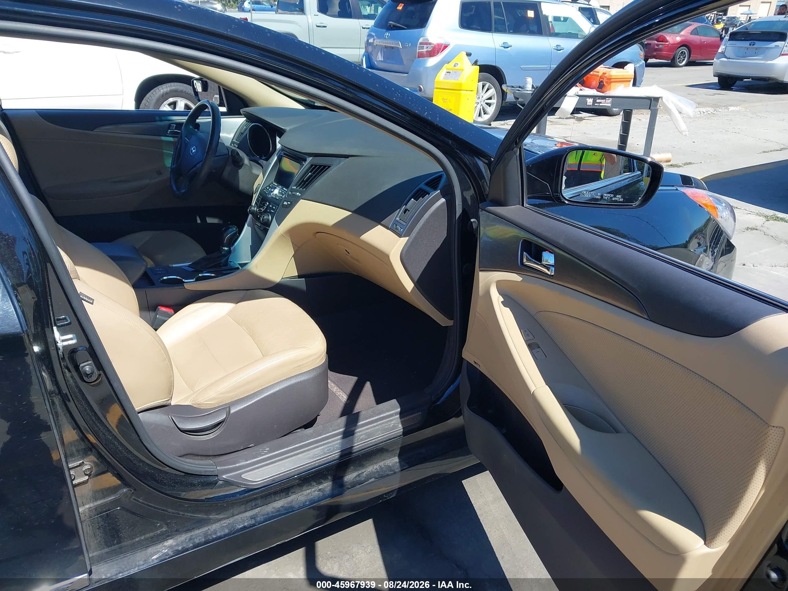 2011 Hyundai Sonata Hybrid Black vin: KMHEC4A47BA016551