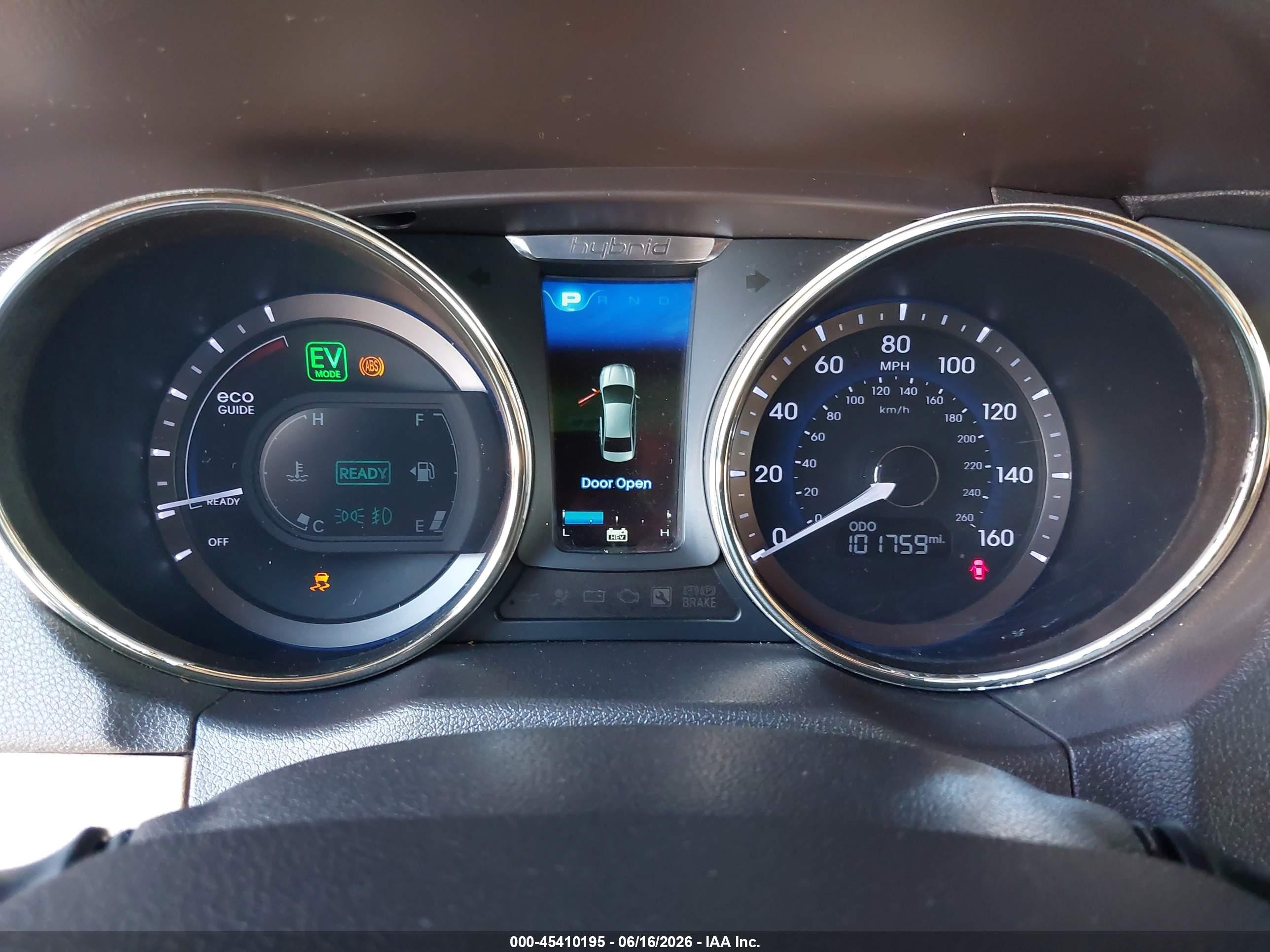 2012 Hyundai Sonata Hybrid   Красный vin: KMHEC4A47CA026837