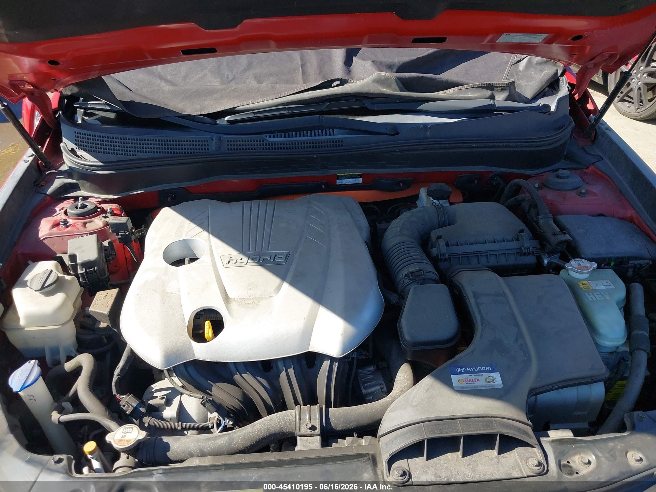 2012 Hyundai Sonata Hybrid   Красный vin: KMHEC4A47CA026837