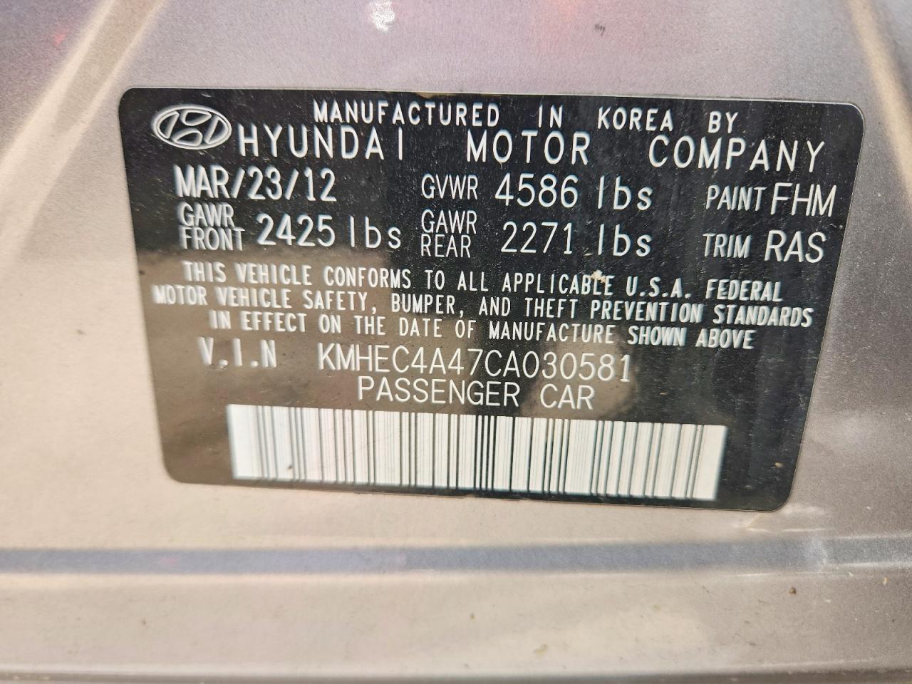 2012 Hyundai Sonata Hybrid Silver vin: KMHEC4A47CA030581