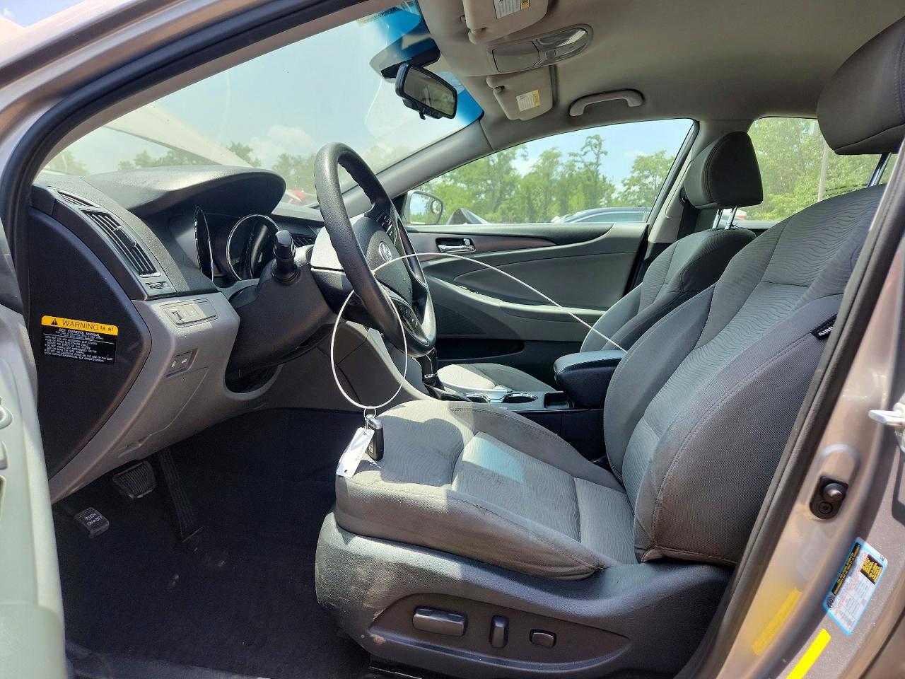 2012 Hyundai Sonata Hybrid Silver vin: KMHEC4A47CA030581