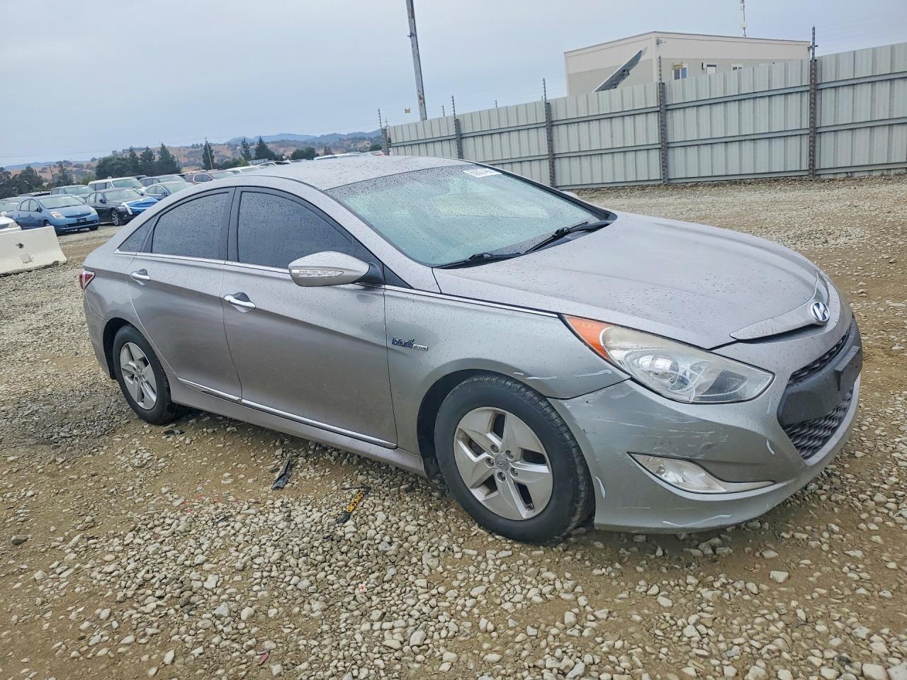 2012 Hyundai Sonata Hybrid Gray vin: KMHEC4A47CA054329
