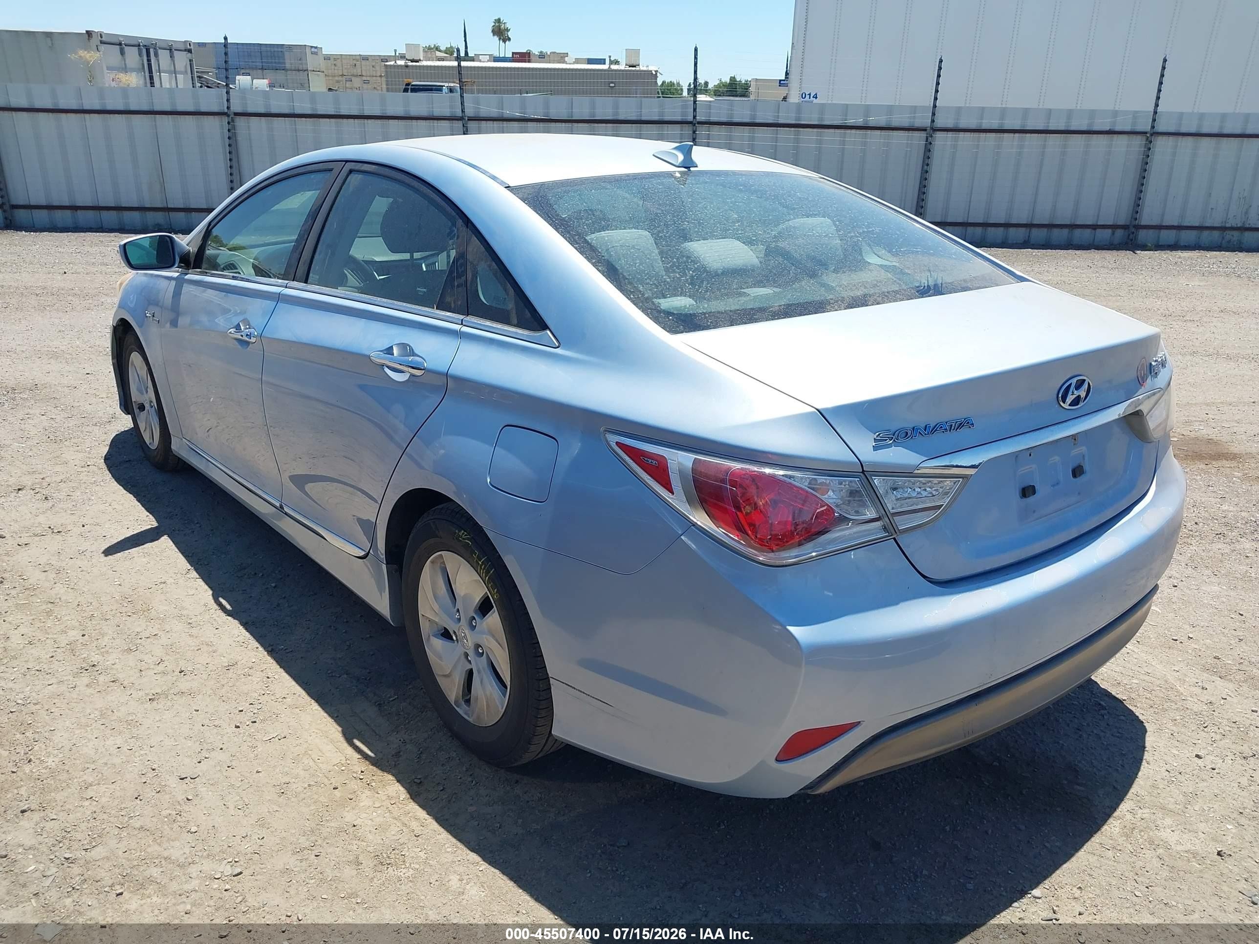 2013 Hyundai Sonata Hybrid   Light Blue vin: KMHEC4A47DA076655