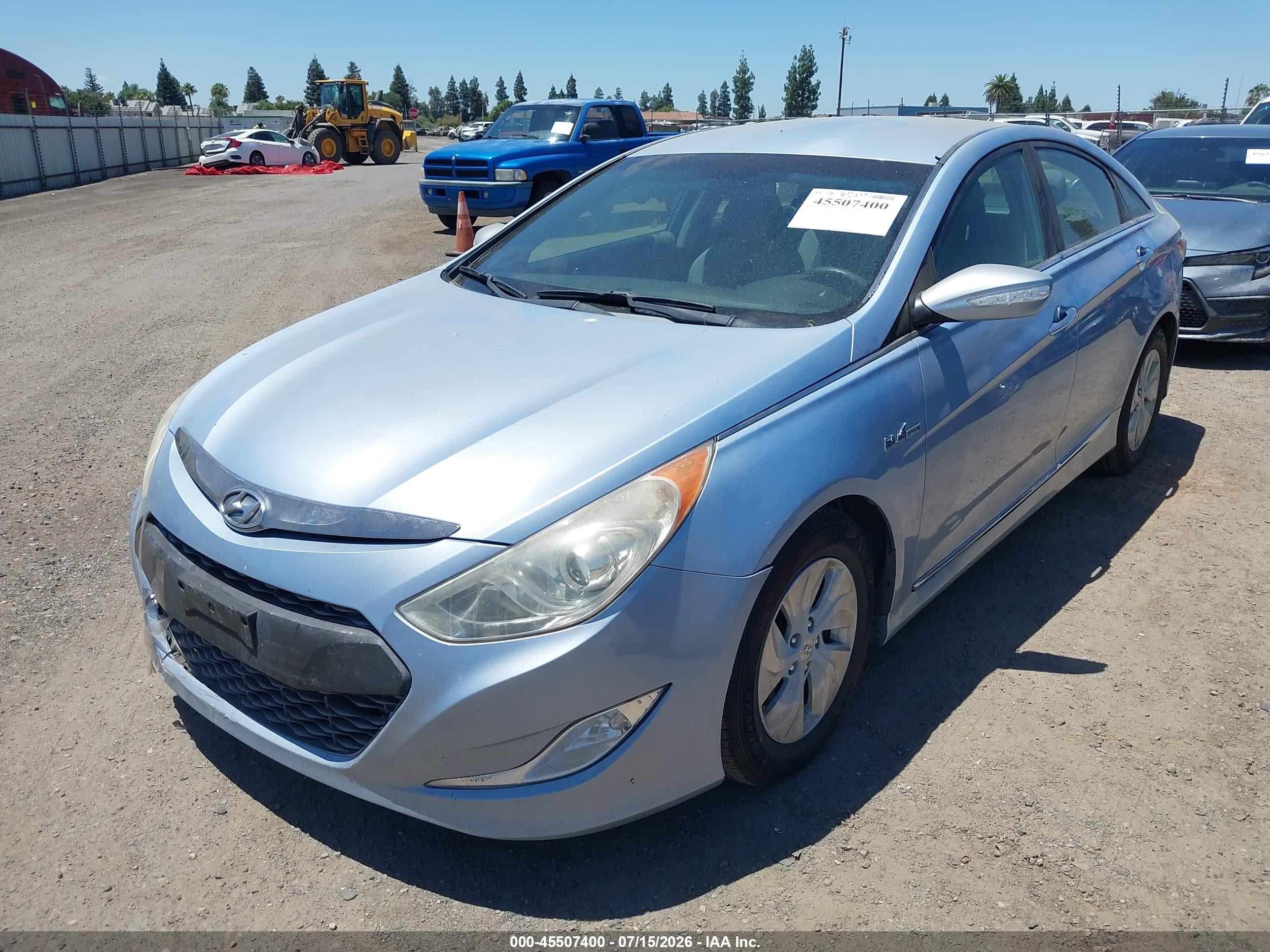 2013 Hyundai Sonata Hybrid   Light Blue vin: KMHEC4A47DA076655