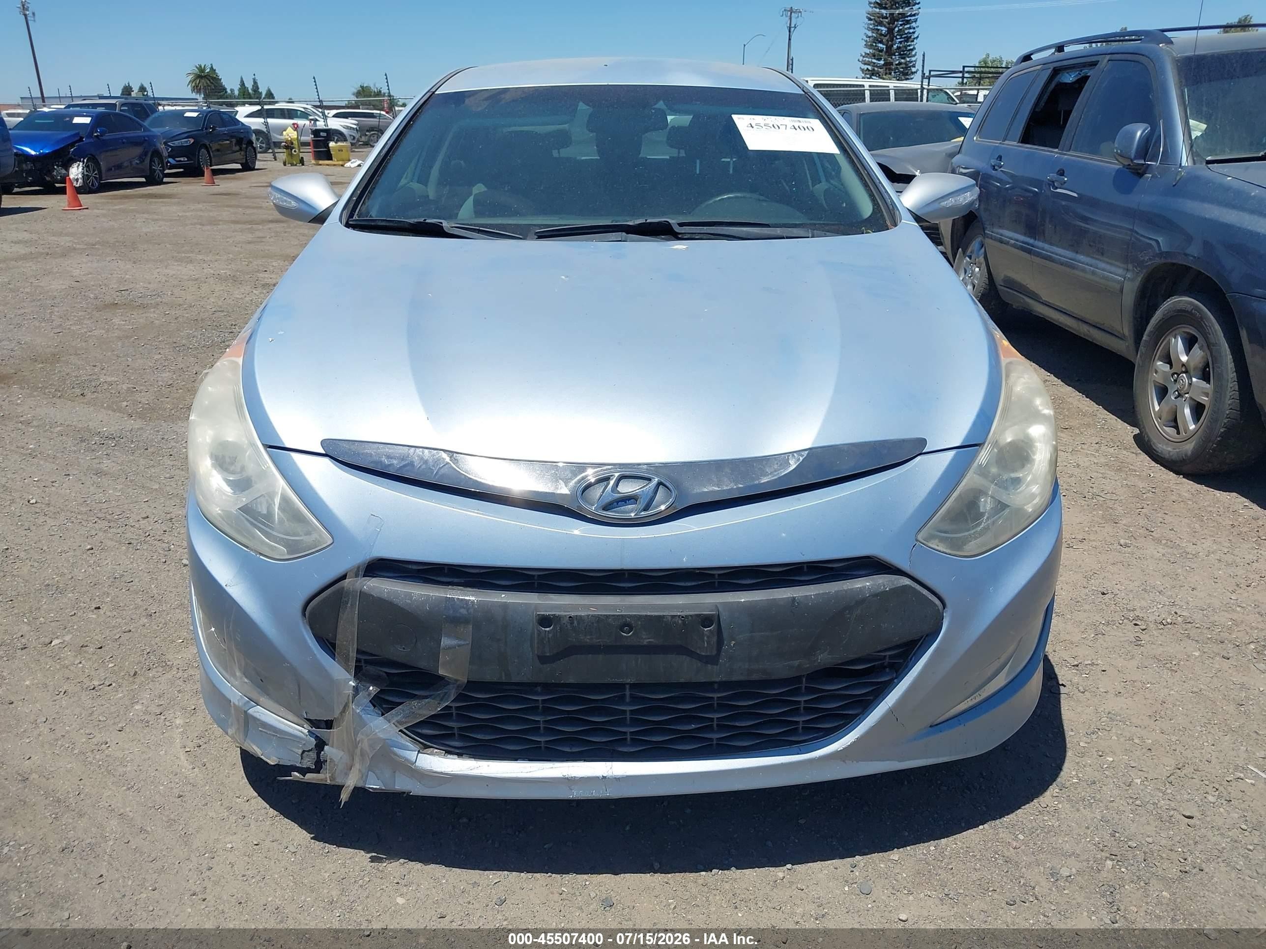 2013 Hyundai Sonata Hybrid   Light Blue vin: KMHEC4A47DA076655