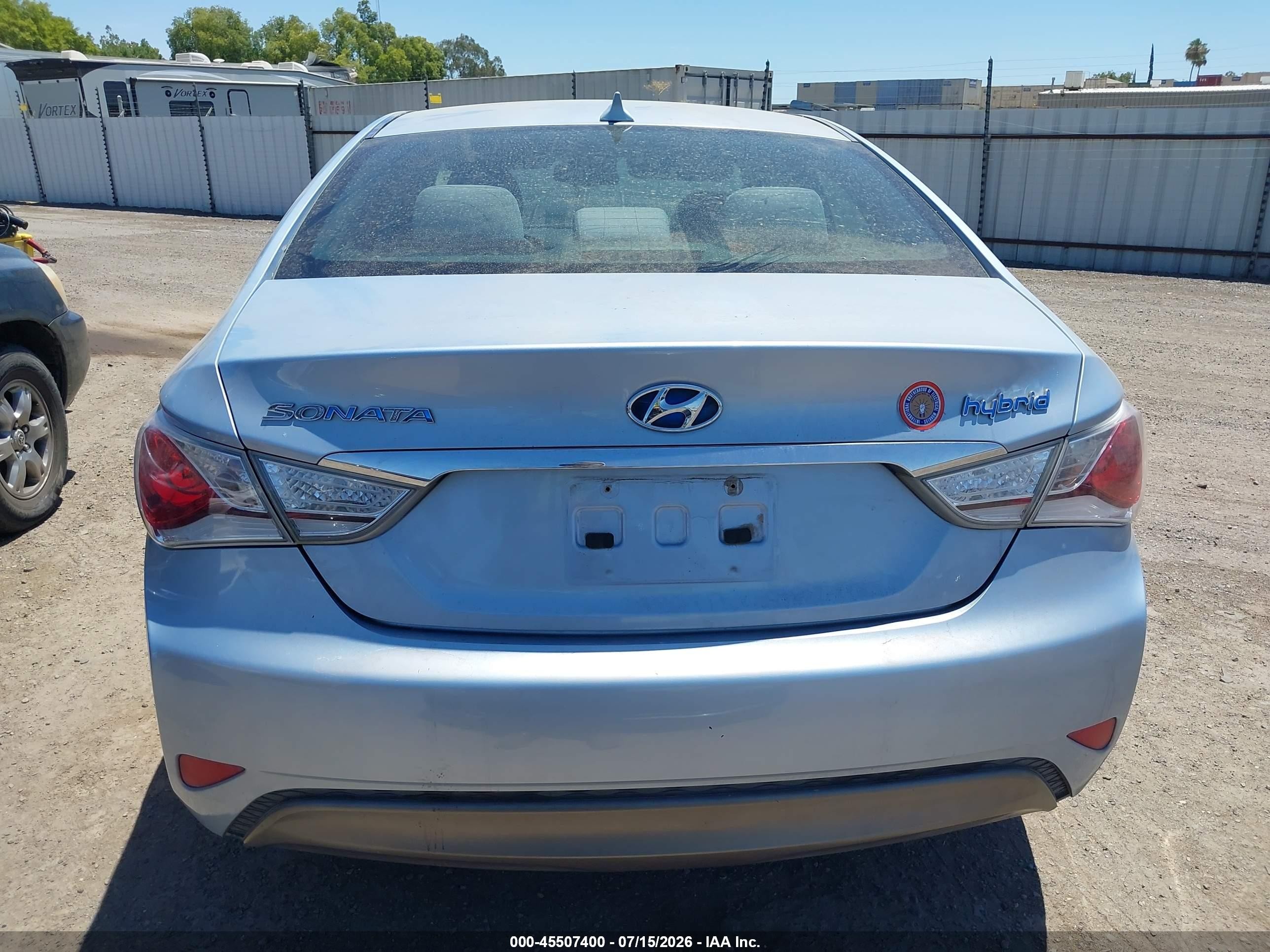 2013 Hyundai Sonata Hybrid   Light Blue vin: KMHEC4A47DA076655