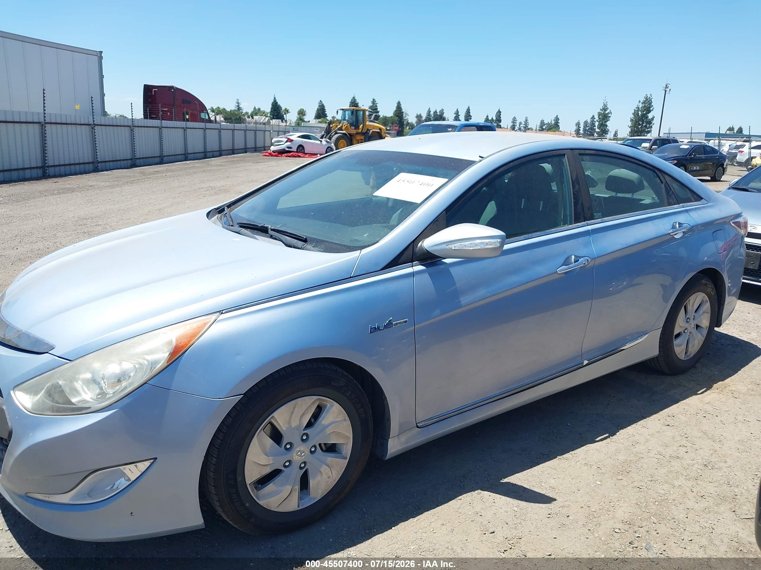 2013 Hyundai Sonata Hybrid   Light Blue vin: KMHEC4A47DA076655