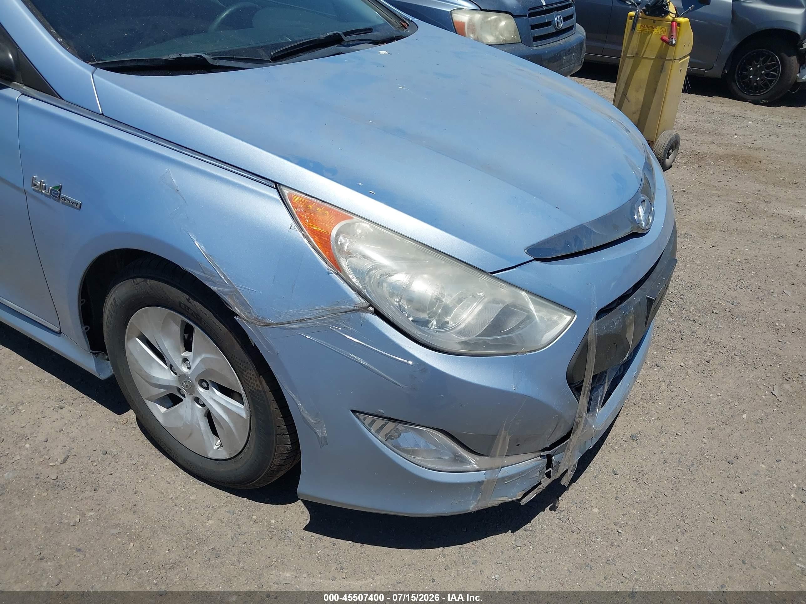 2013 Hyundai Sonata Hybrid   Light Blue vin: KMHEC4A47DA076655