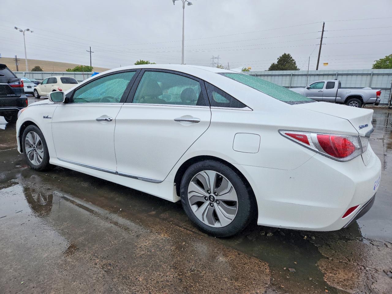 2013 Hyundai Sonata Hybrid White vin: KMHEC4A47DA083931