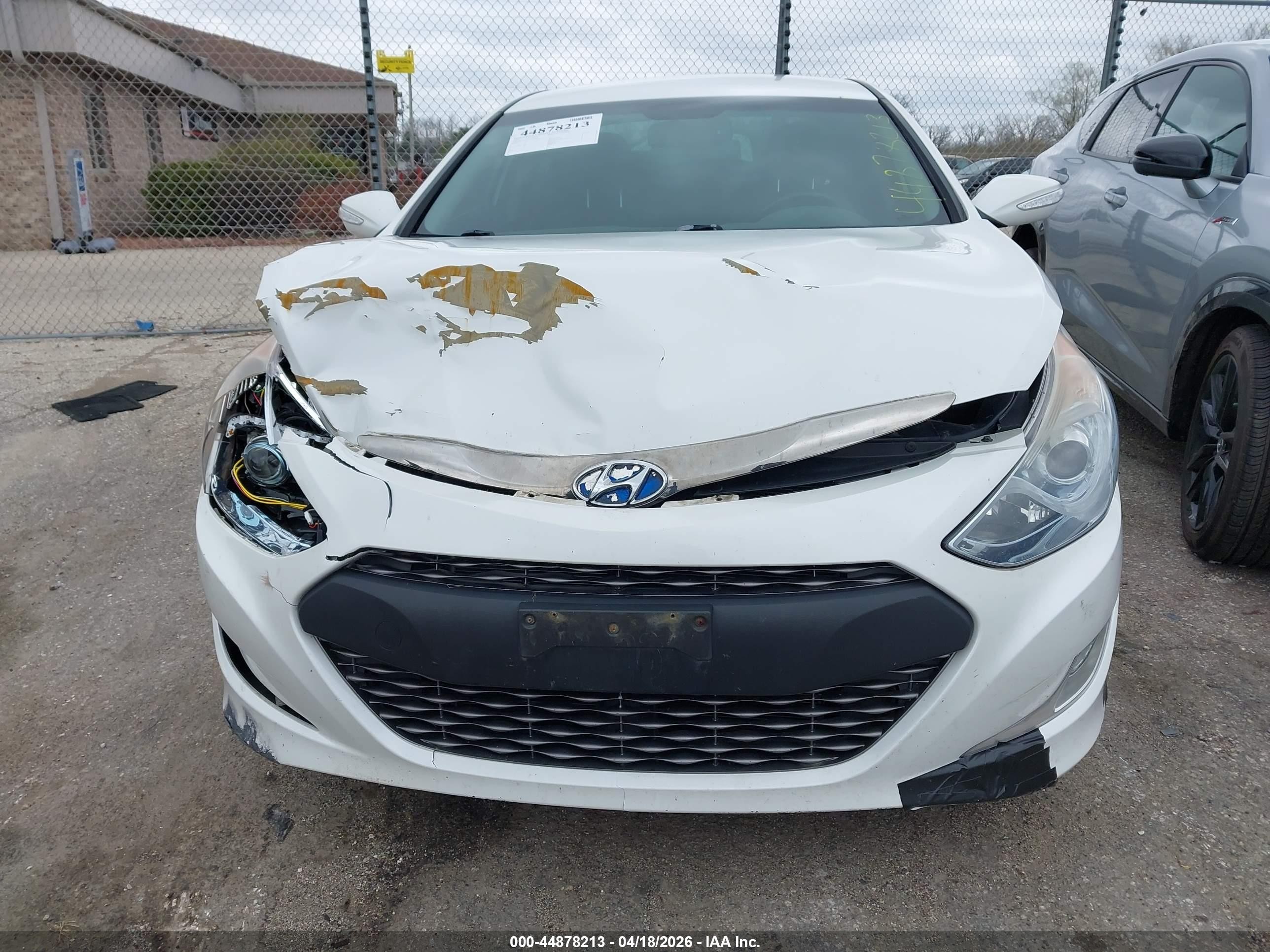 2013 Hyundai Sonata Hybrid Limited Белый vin: KMHEC4A47DA090460