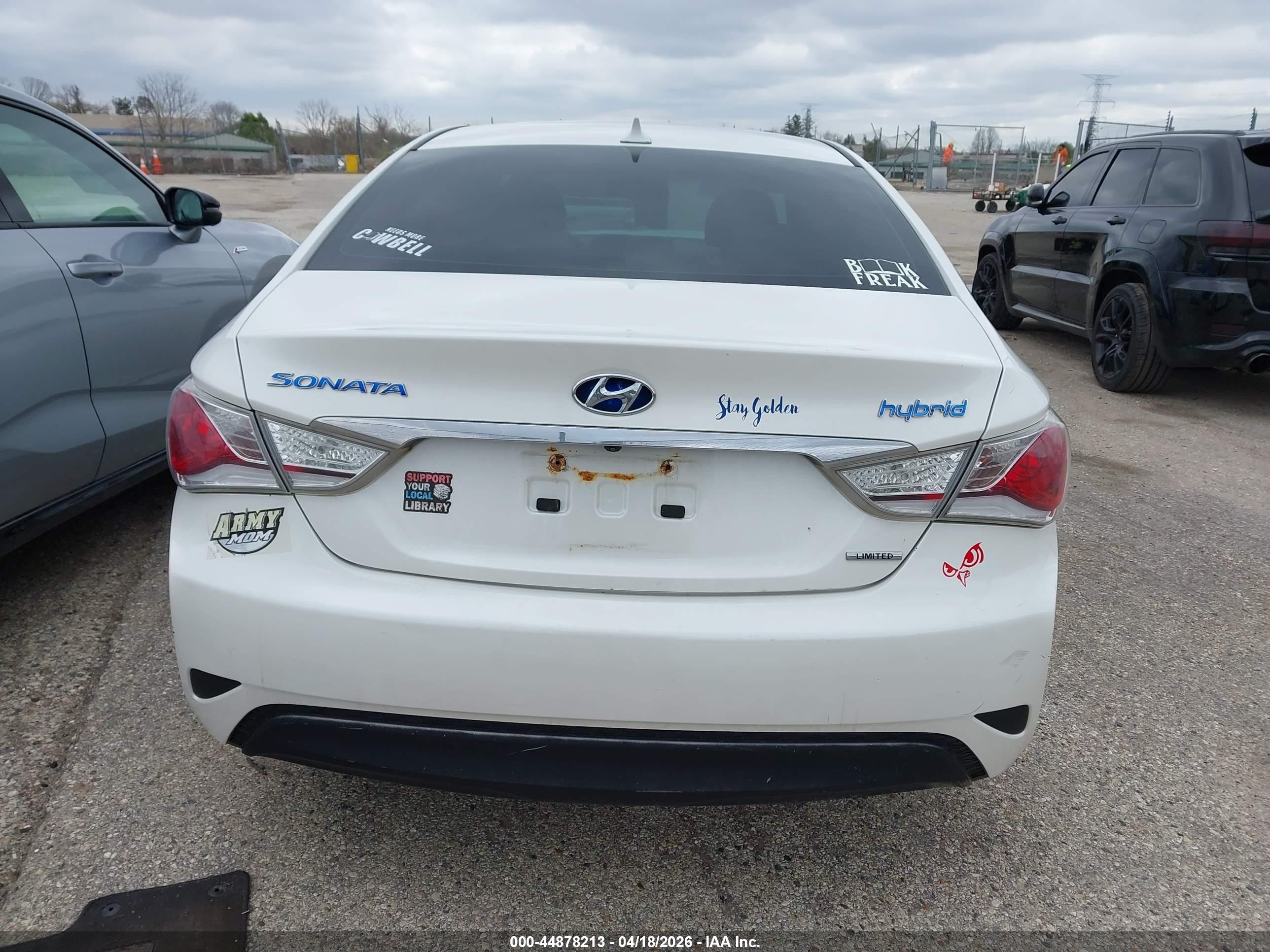 2013 Hyundai Sonata Hybrid Limited Белый vin: KMHEC4A47DA090460
