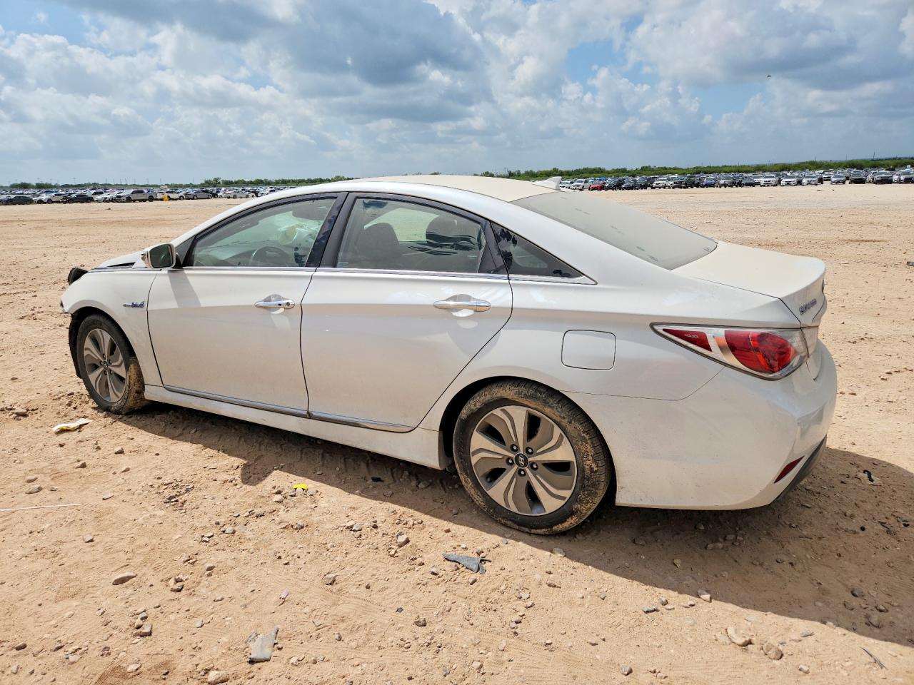 2013 Hyundai Sonata Hybrid Белый vin: KMHEC4A47DA092449