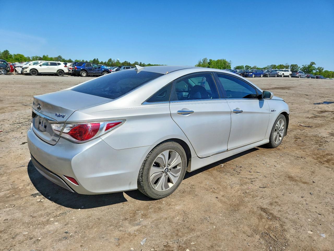 2013 Hyundai Sonata Hybrid Silver vin: KMHEC4A47DA098283