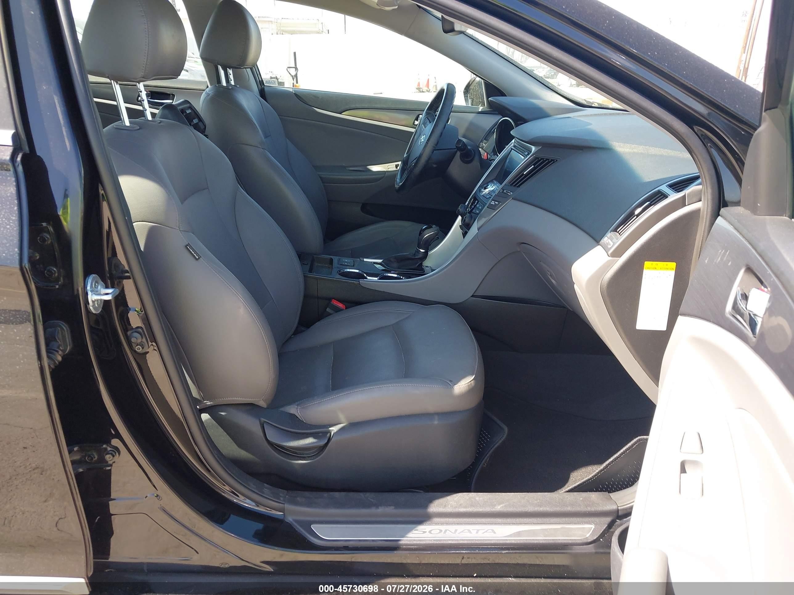 2013 Hyundai Sonata Hybrid Limited Black vin: KMHEC4A47DA101165