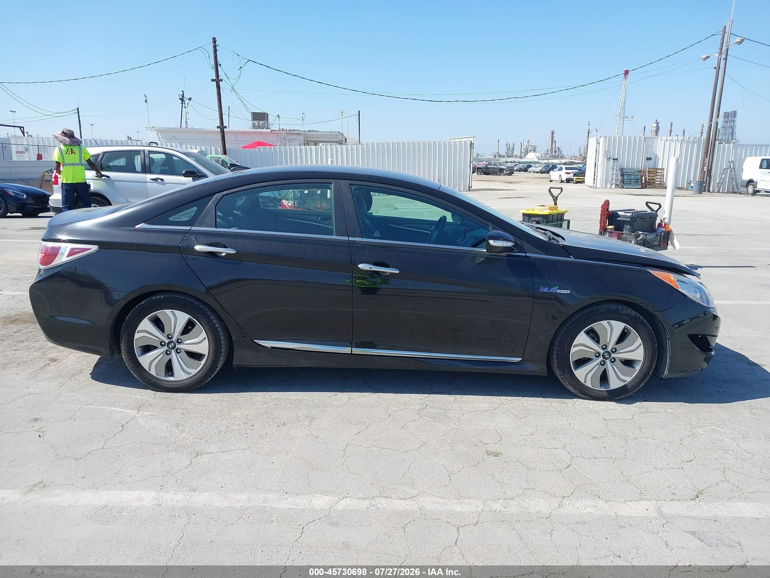 2013 Hyundai Sonata Hybrid Limited Black vin: KMHEC4A47DA101165