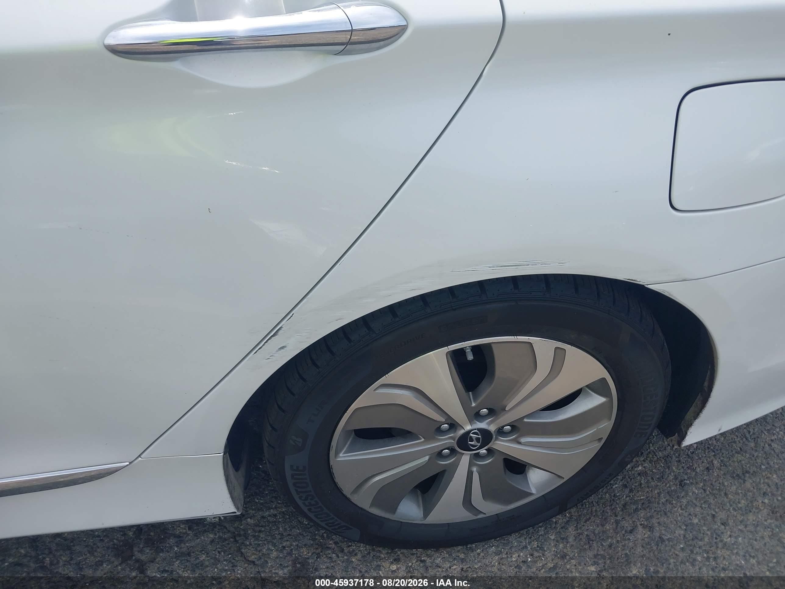 2013 Hyundai Sonata Hybrid Limited White vin: KMHEC4A47DA101263