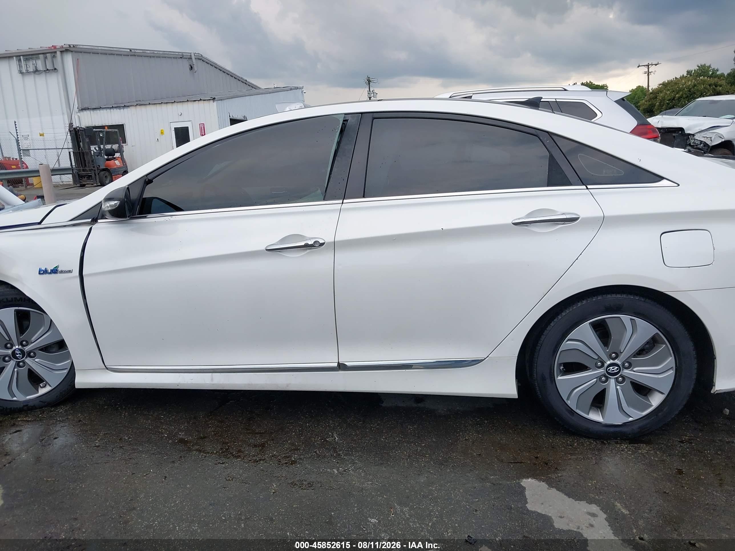 2014 Hyundai Sonata Hybrid Limited Белый vin: KMHEC4A47EA107260