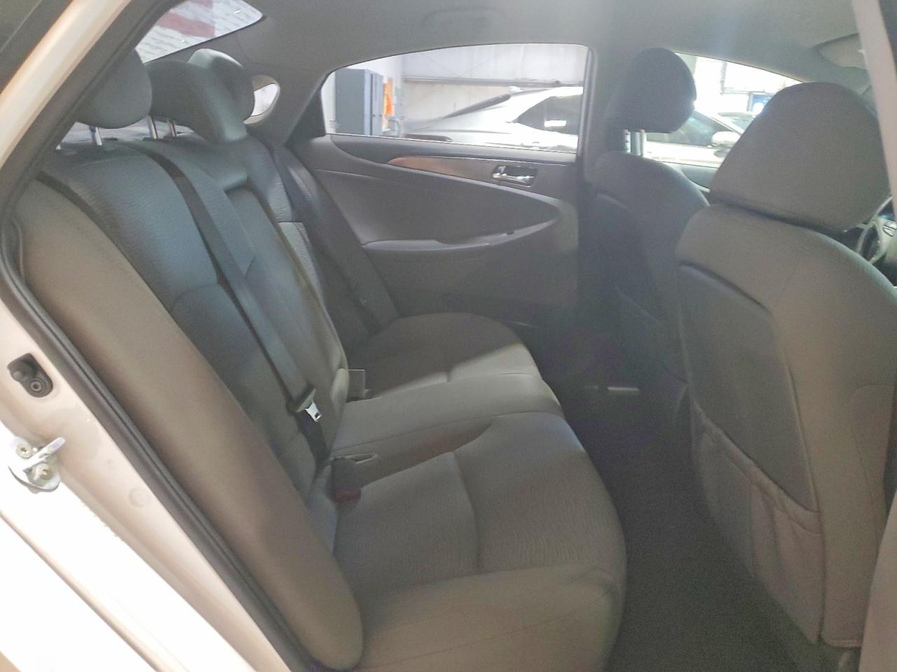 2014 Hyundai Sonata Hybrid White vin: KMHEC4A47EA115374