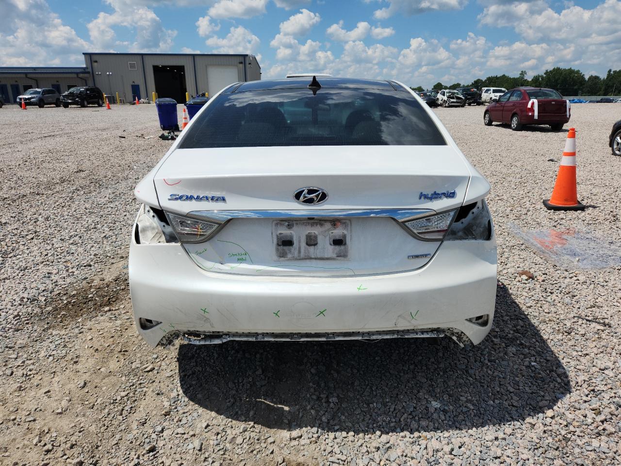 2015 Hyundai Sonata Hybrid Limited White vin: KMHEC4A47FA123394