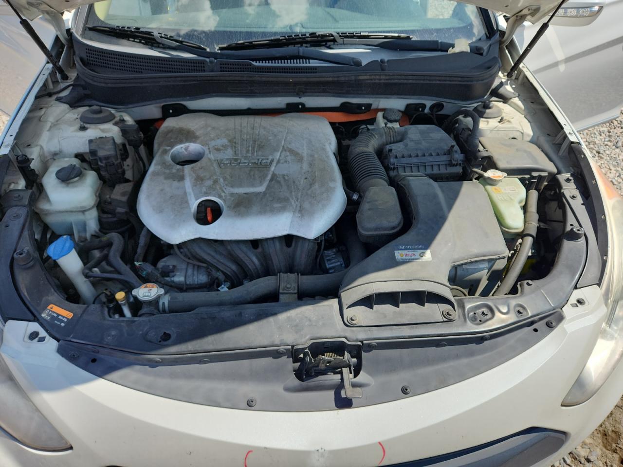 2015 Hyundai Sonata Hybrid Limited White vin: KMHEC4A47FA123394