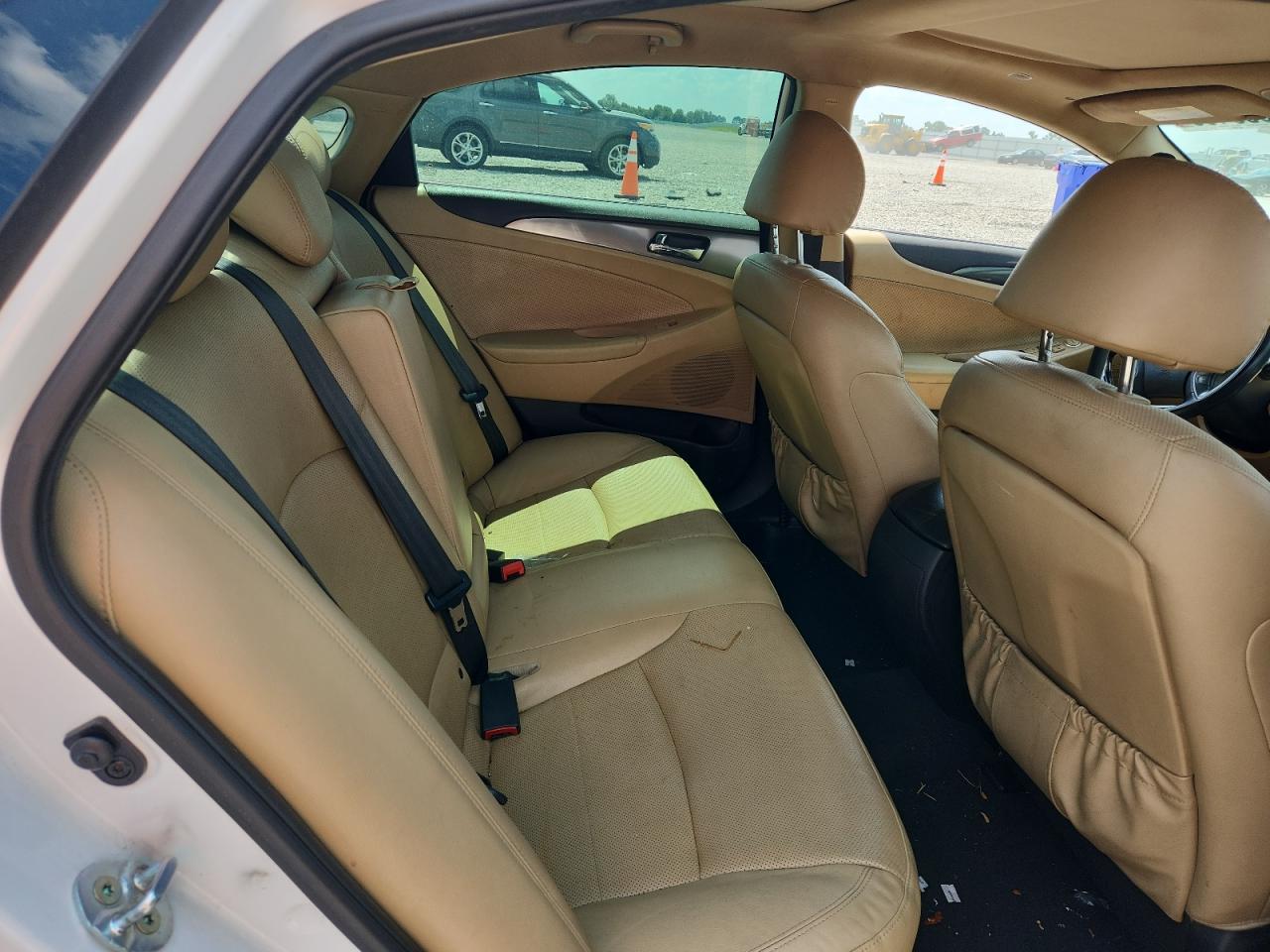 2015 Hyundai Sonata Hybrid Limited White vin: KMHEC4A47FA123394