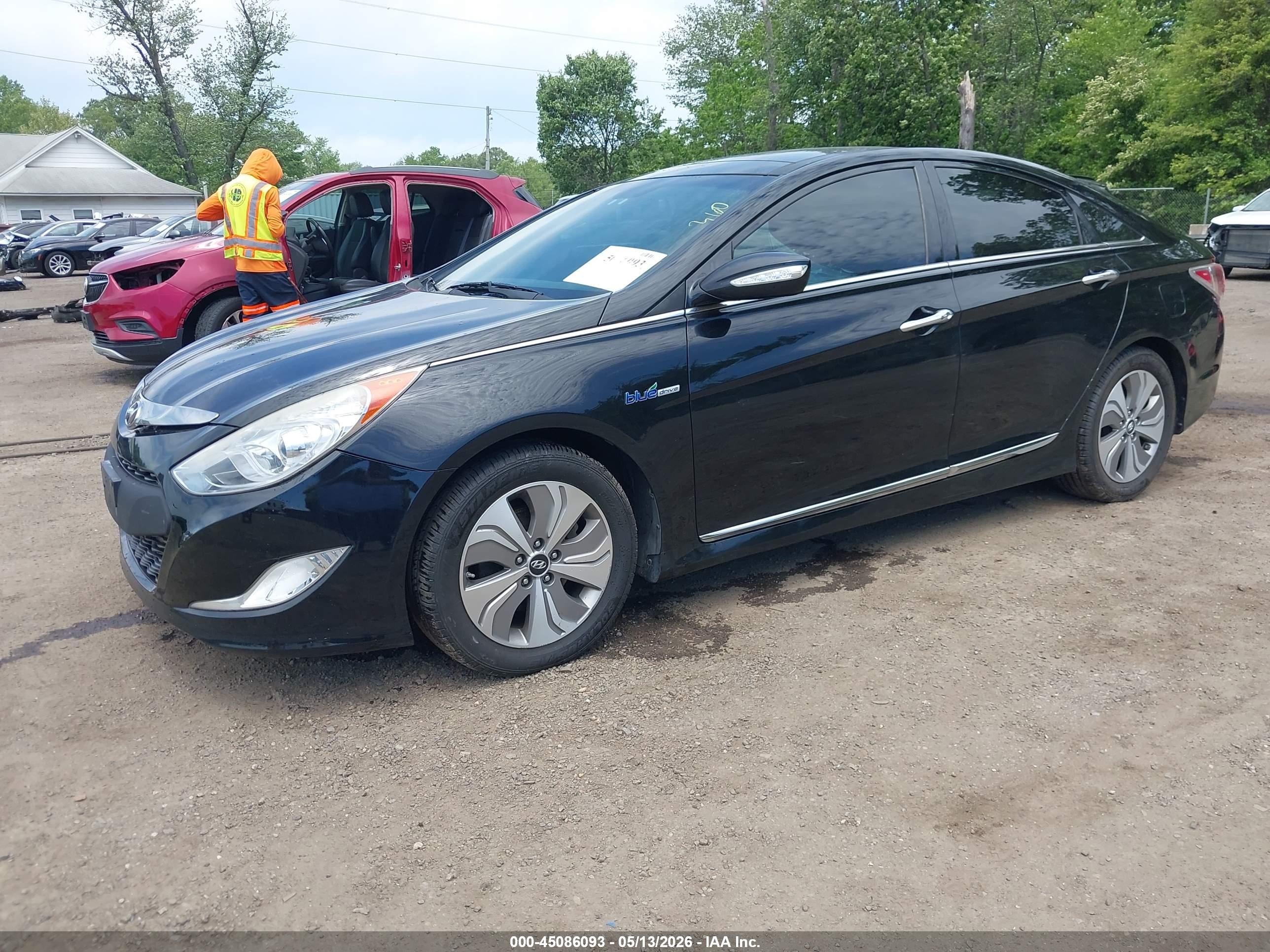 2015 Hyundai Sonata Hybrid Limited Черный vin: KMHEC4A47FA129907