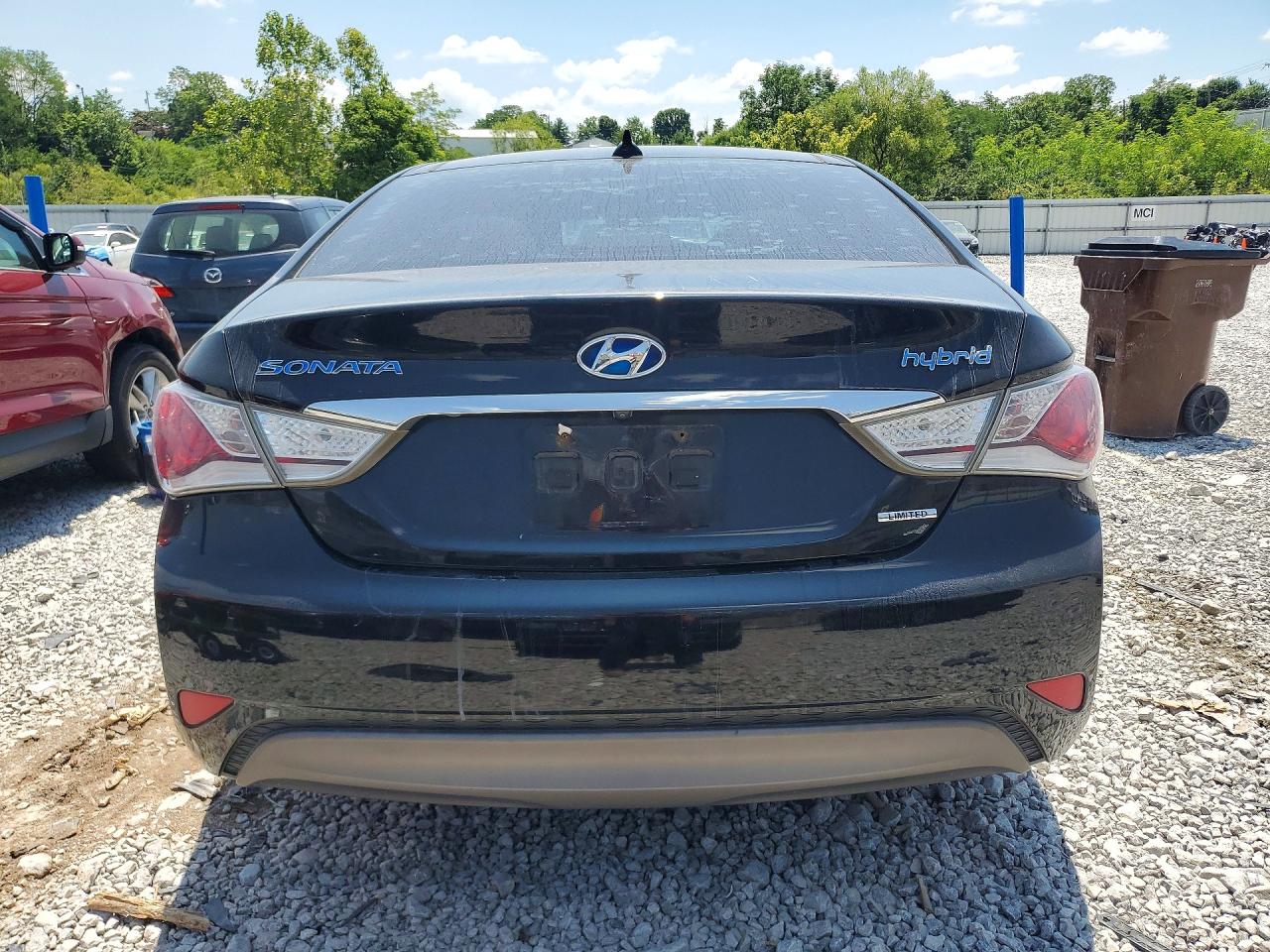 2015 Hyundai Sonata Hybrid Limited Черный vin: KMHEC4A47FA136033