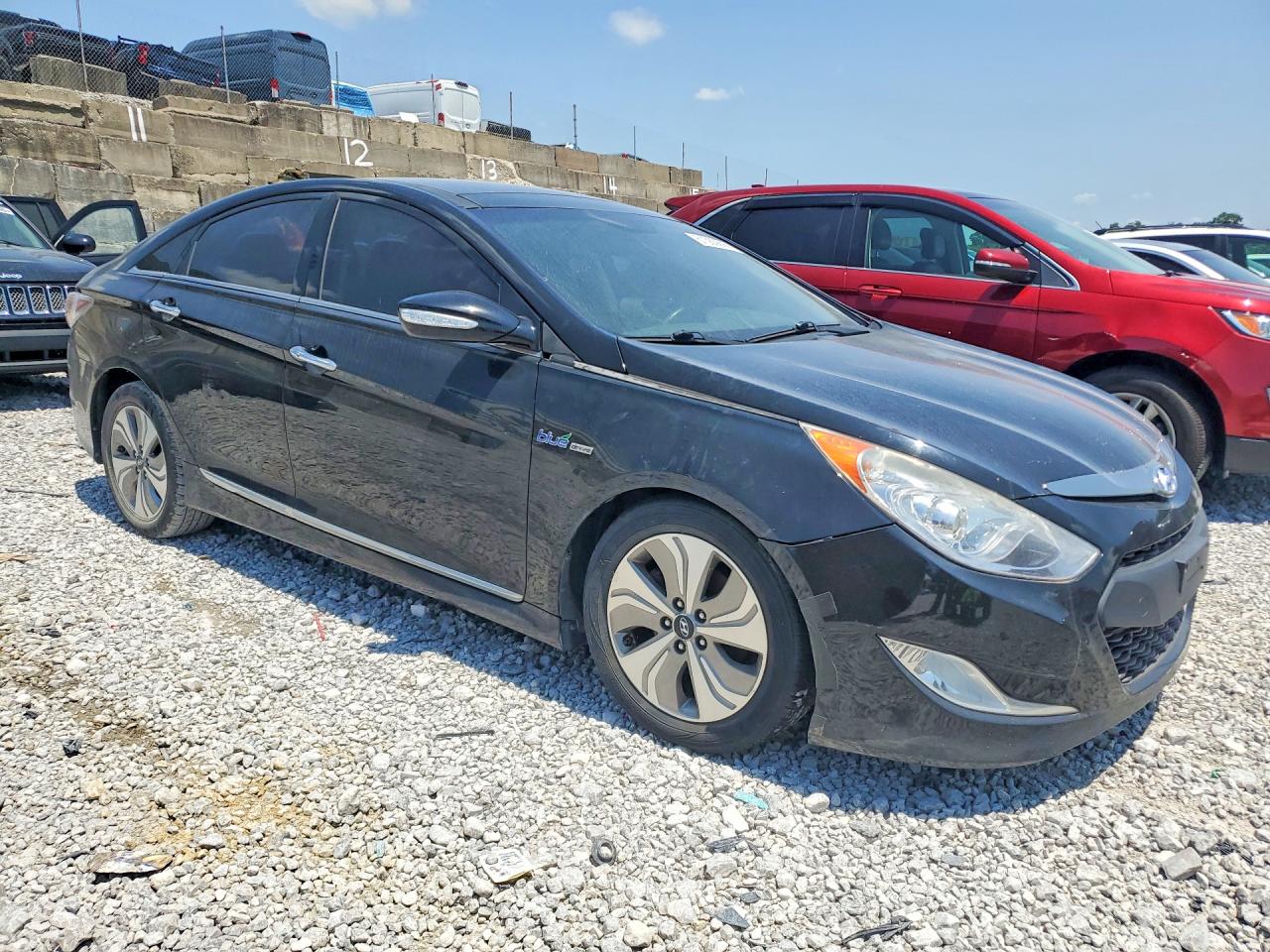 2015 Hyundai Sonata Hybrid Limited Черный vin: KMHEC4A47FA136033