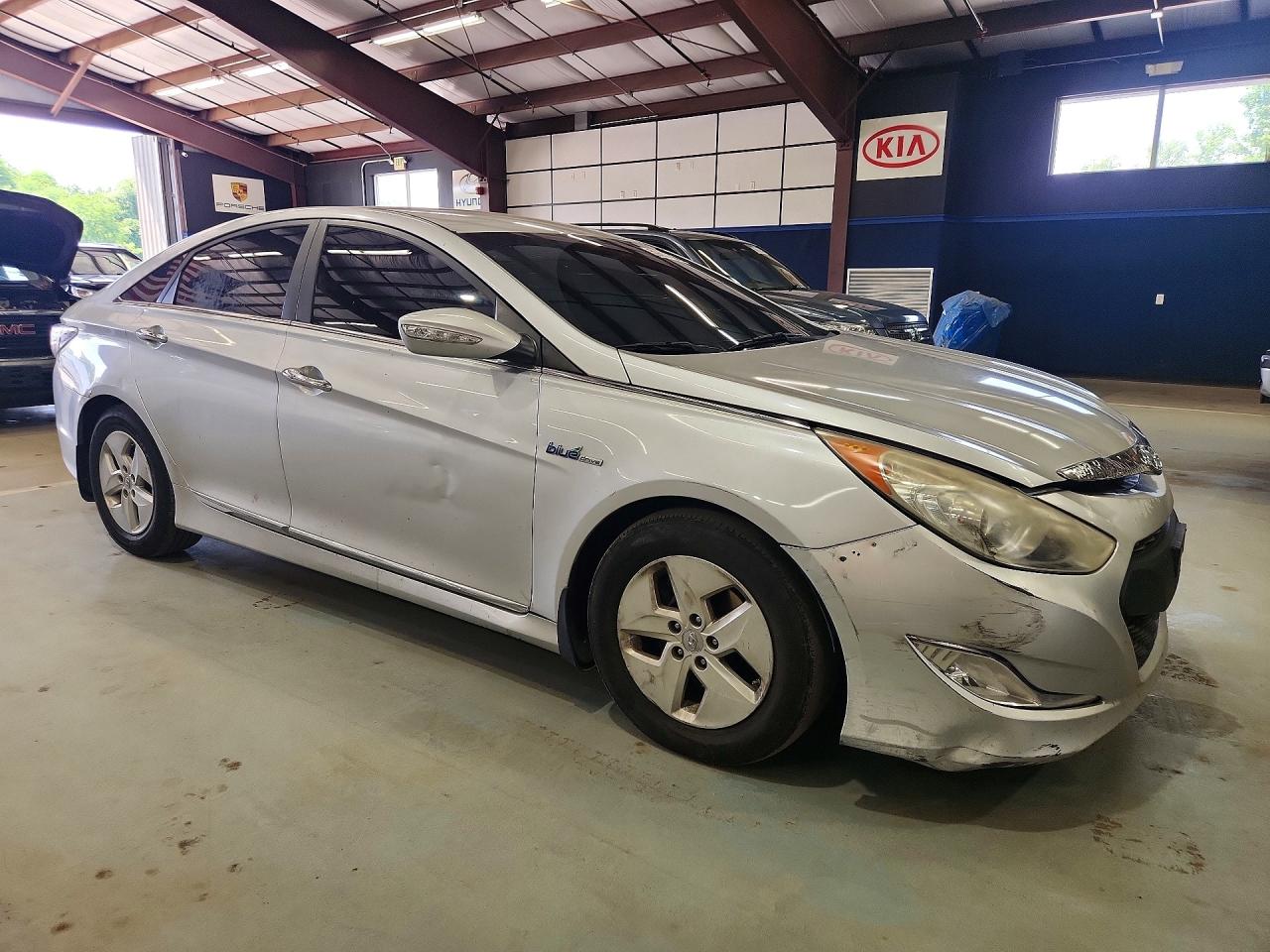 2011 Hyundai Sonata Hybrid Silver vin: KMHEC4A48BA004778