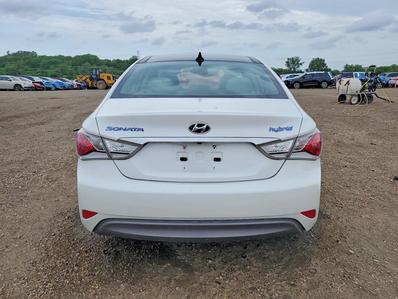 2011 Hyundai Sonata Hybrid Premium White vin: KMHEC4A48BA007762