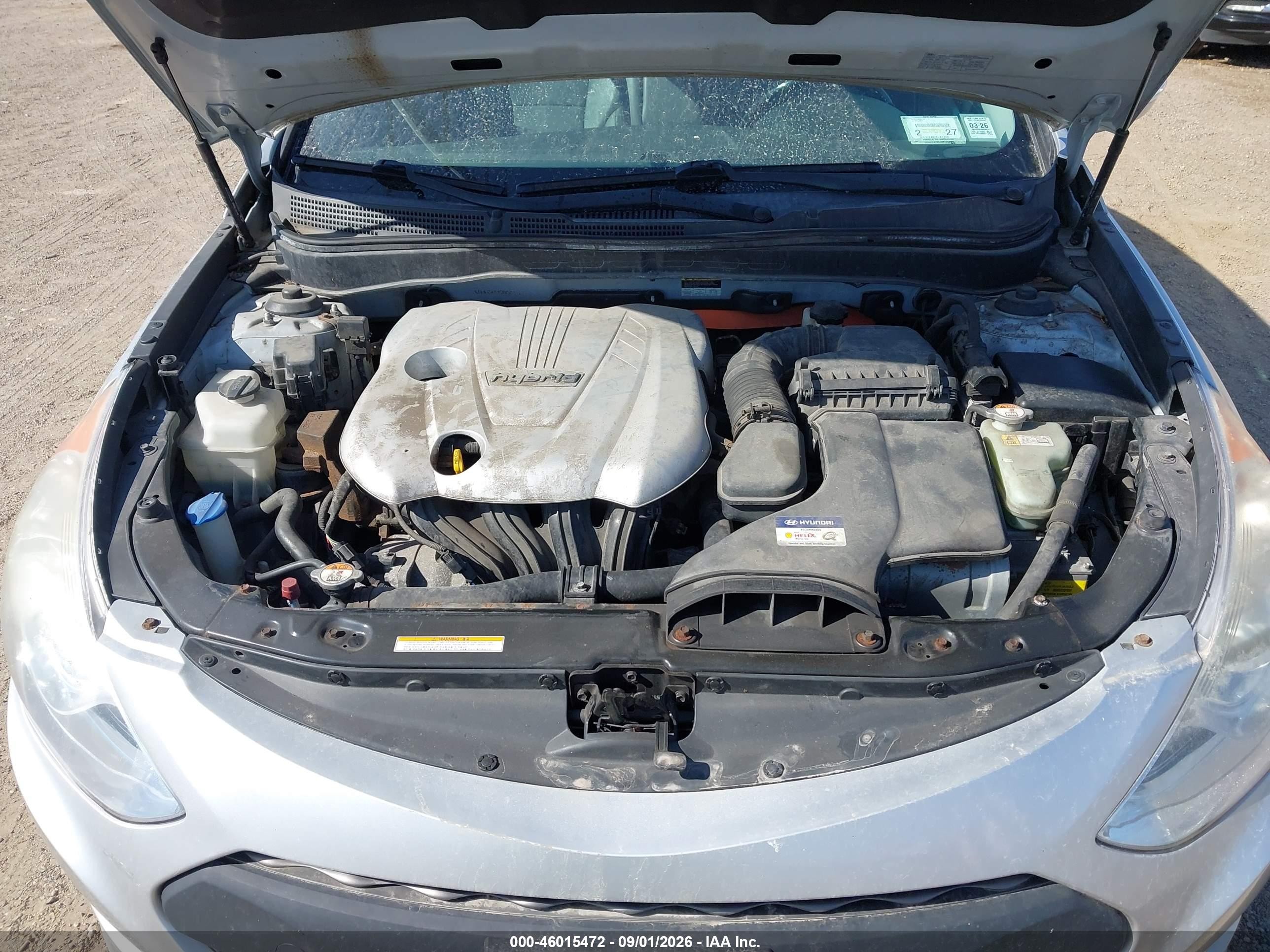2011 Hyundai Sonata Hybrid   Silver vin: KMHEC4A48BA008121