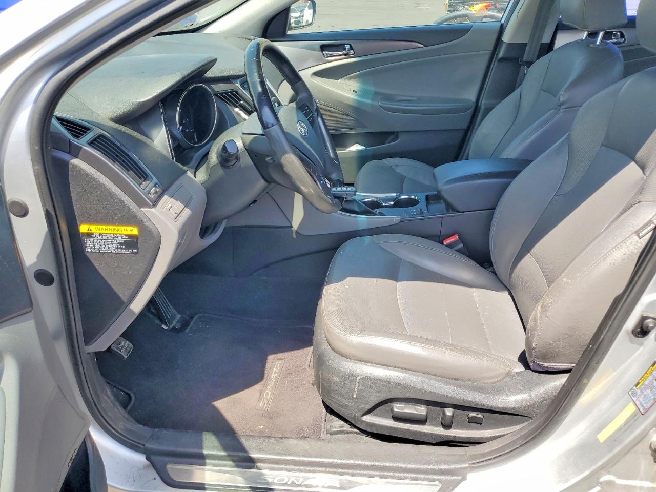 2011 Hyundai Sonata Hybrid Silver vin: KMHEC4A48BA018566