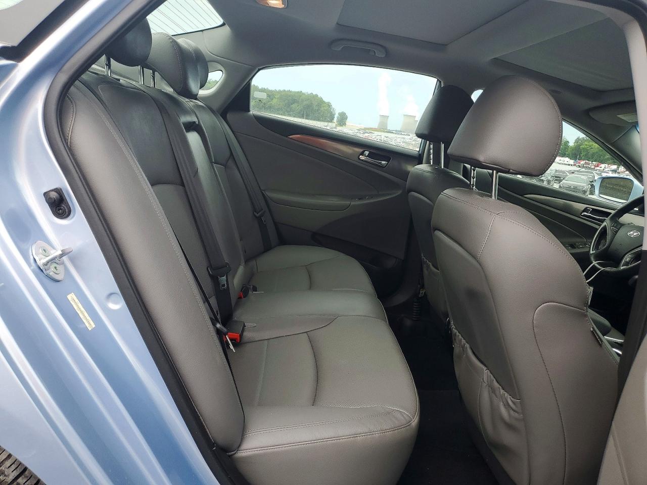 2012 Hyundai Sonata Hybrid Blue vin: KMHEC4A48CA054582