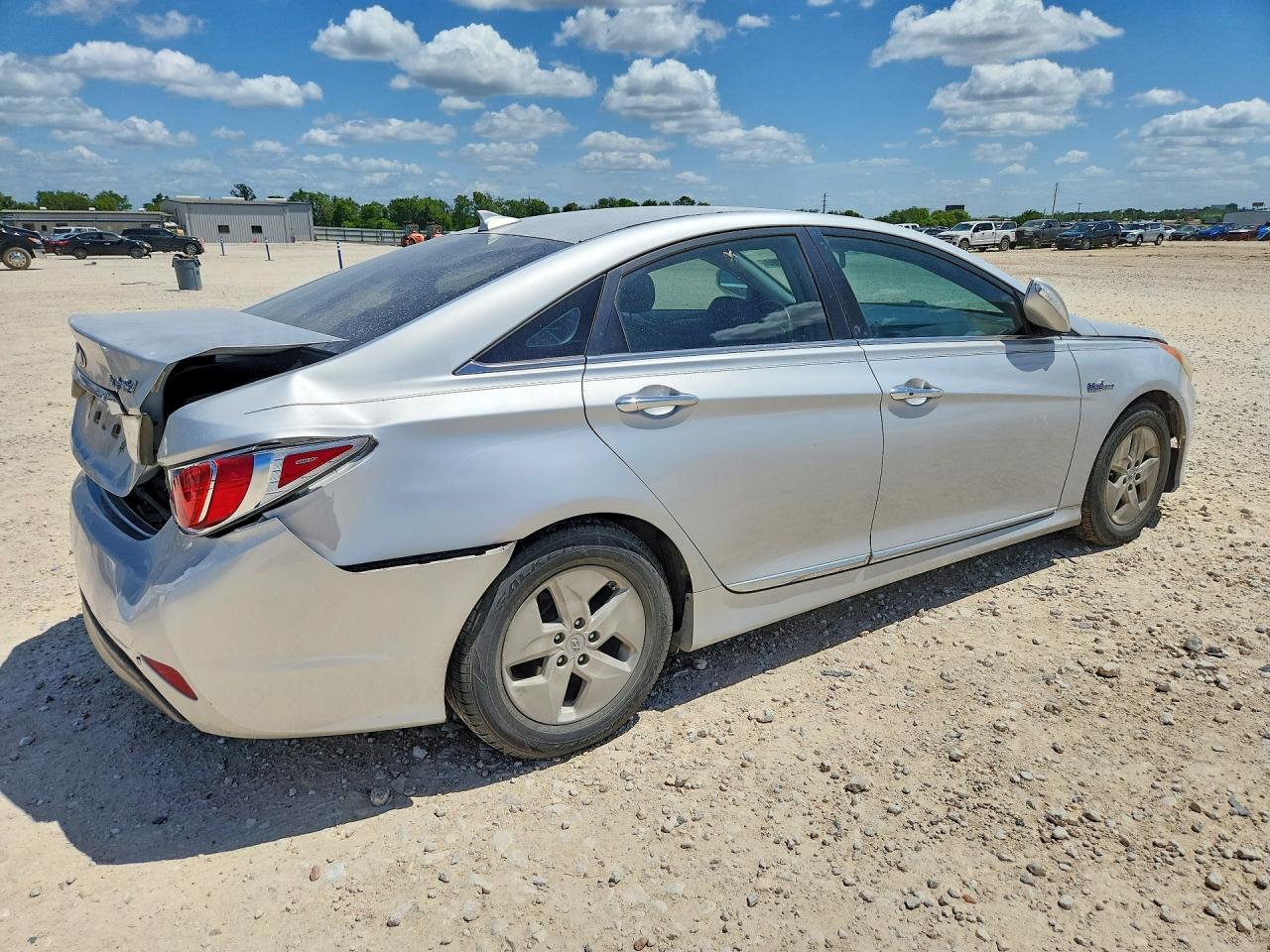 2012 Hyundai Sonata Hybrid Silver vin: KMHEC4A48CA059927