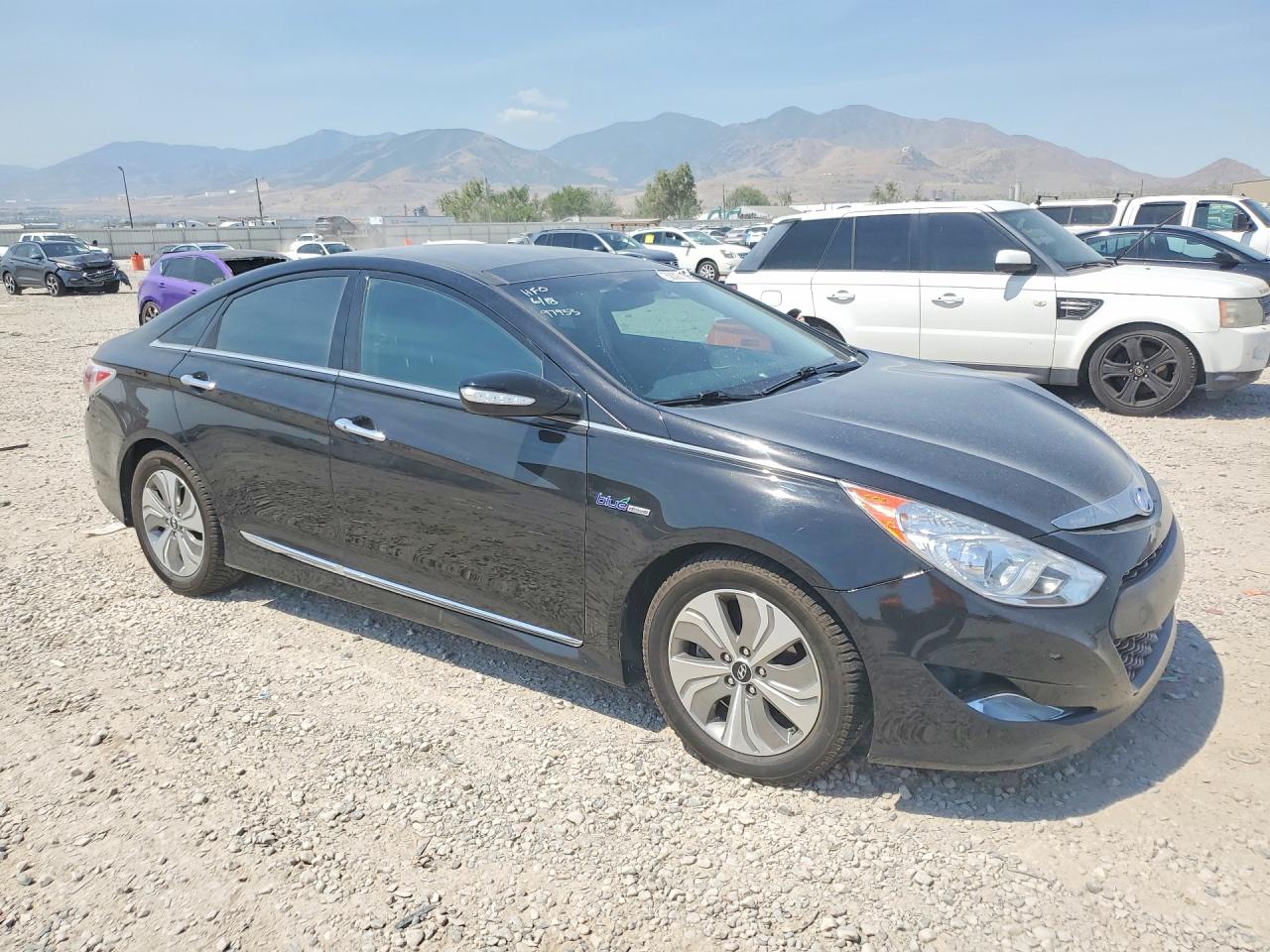 2013 Hyundai Sonata Hybrid Black vin: KMHEC4A48DA074784