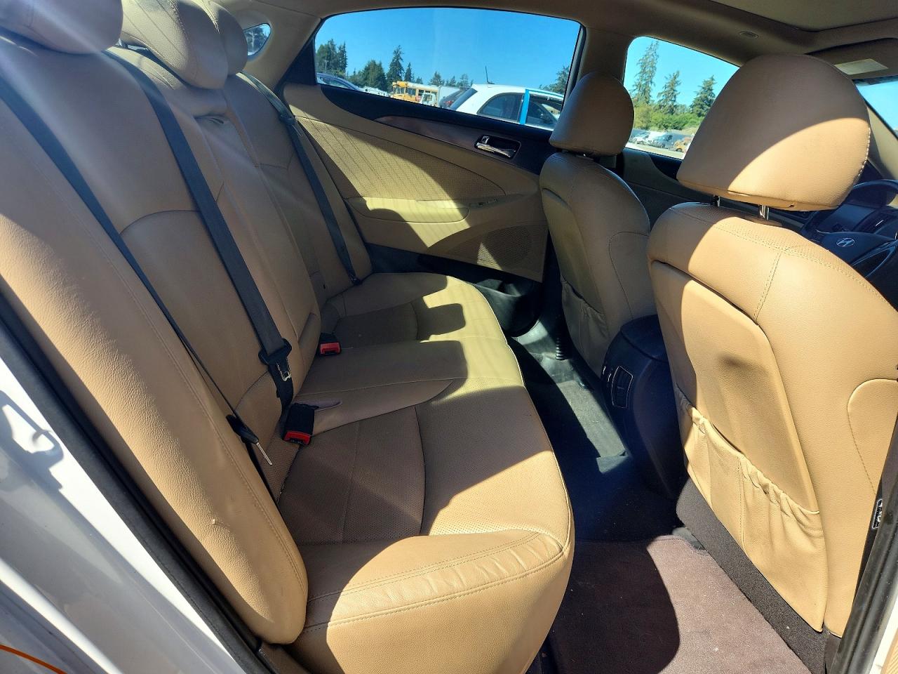 2013 Hyundai Sonata Hybrid White vin: KMHEC4A48DA076096